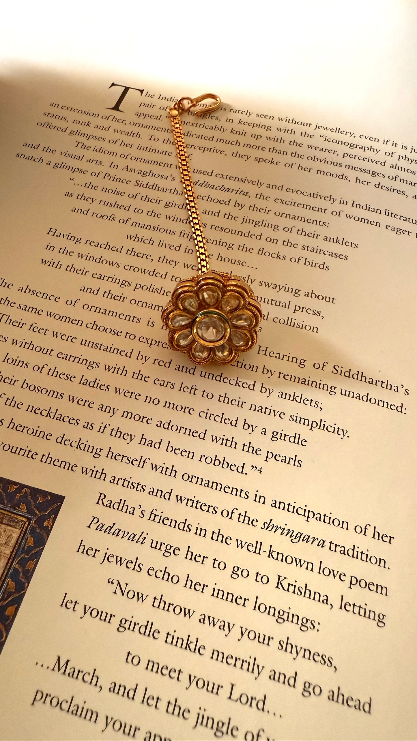 Ruby meenakari borla