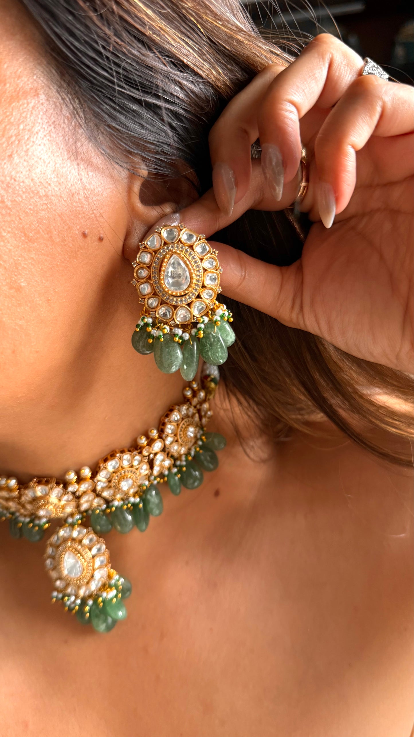 Moissanite floral choker with mint drop