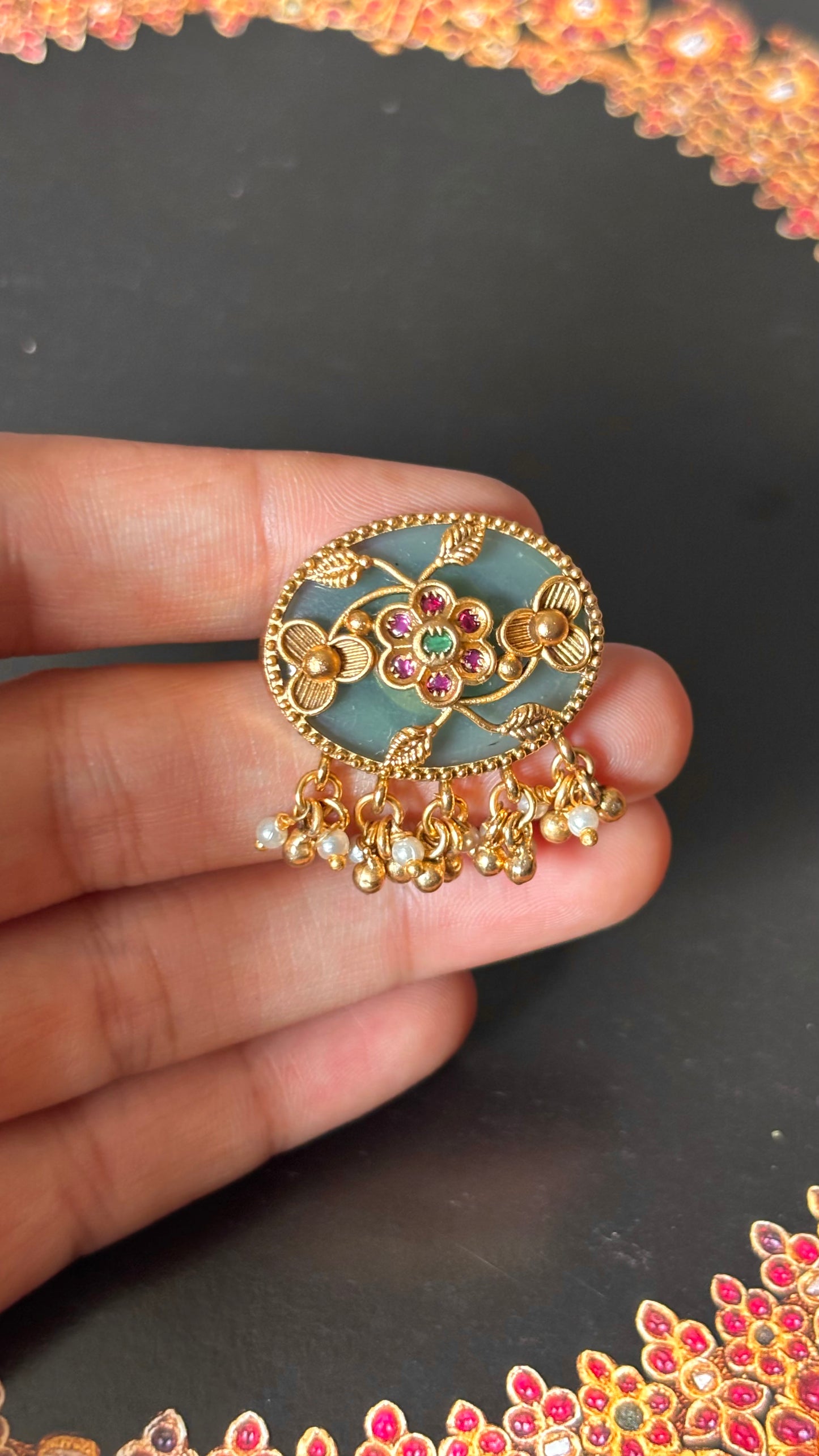 Nakashi floral rajwada ring