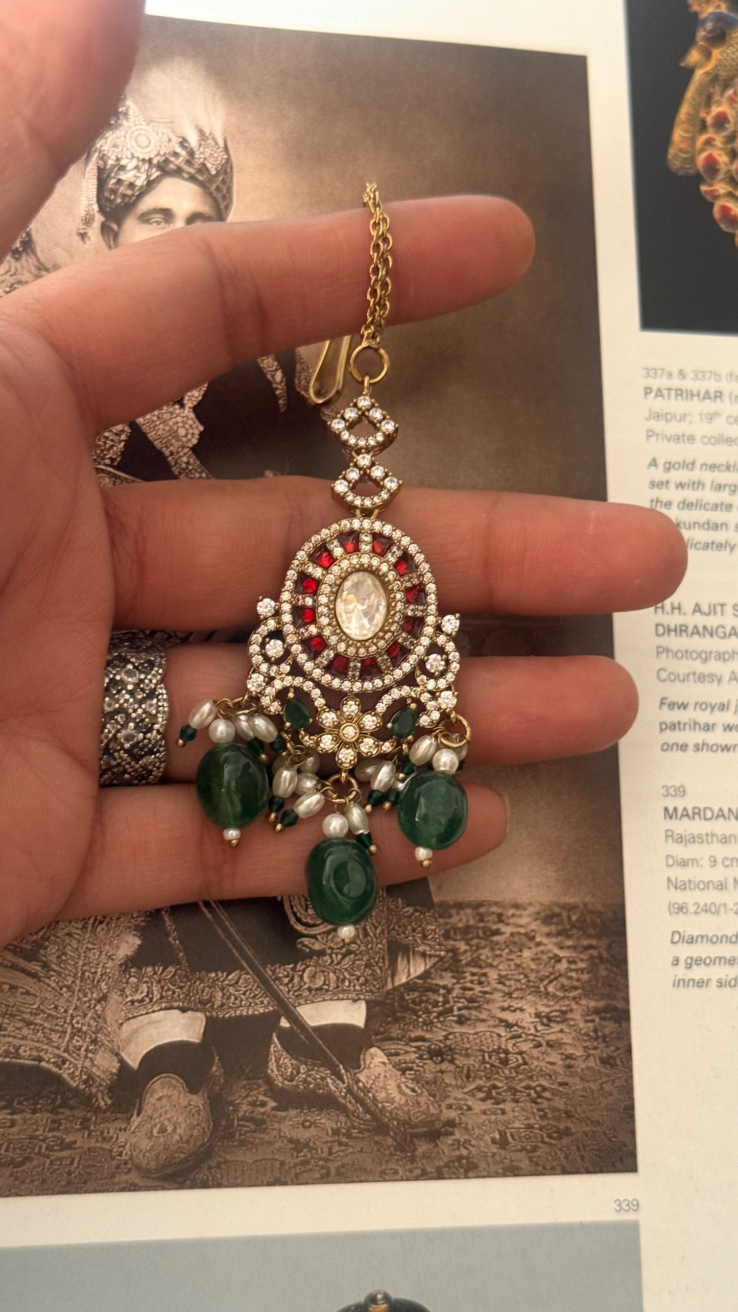 Ruby takkar & emerald drop maangtika