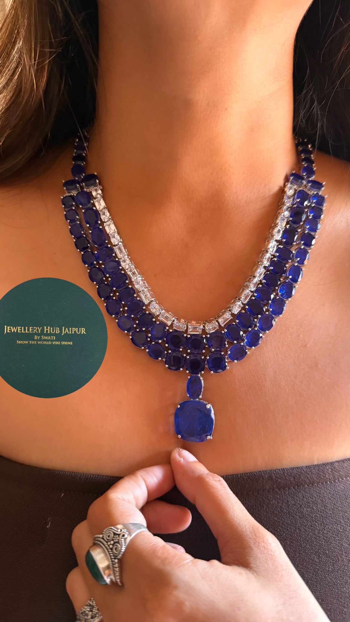 Seren sapphire doublet layer diamond set