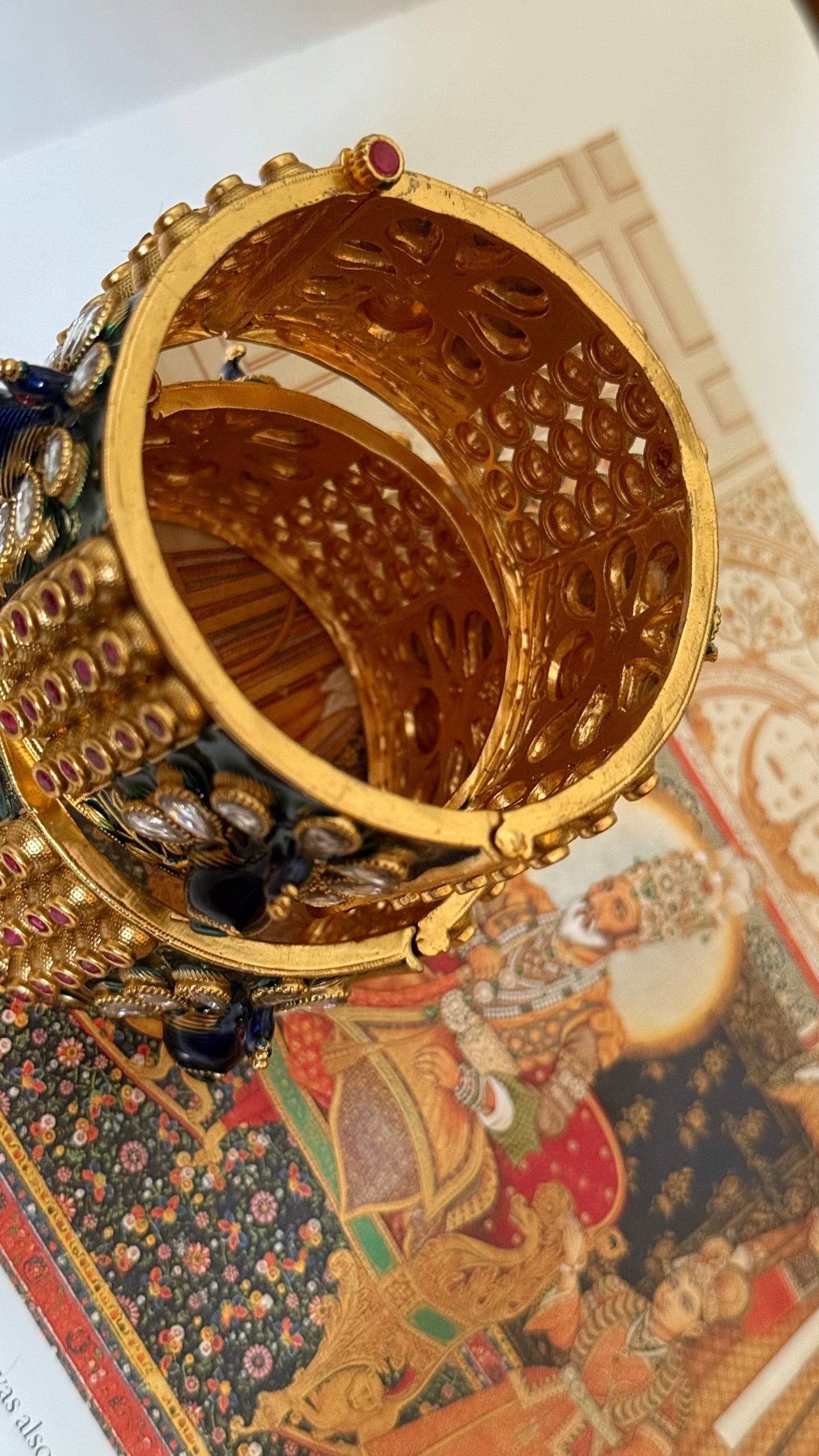 Peacock design emerald & rani pink rajwada openable bangle