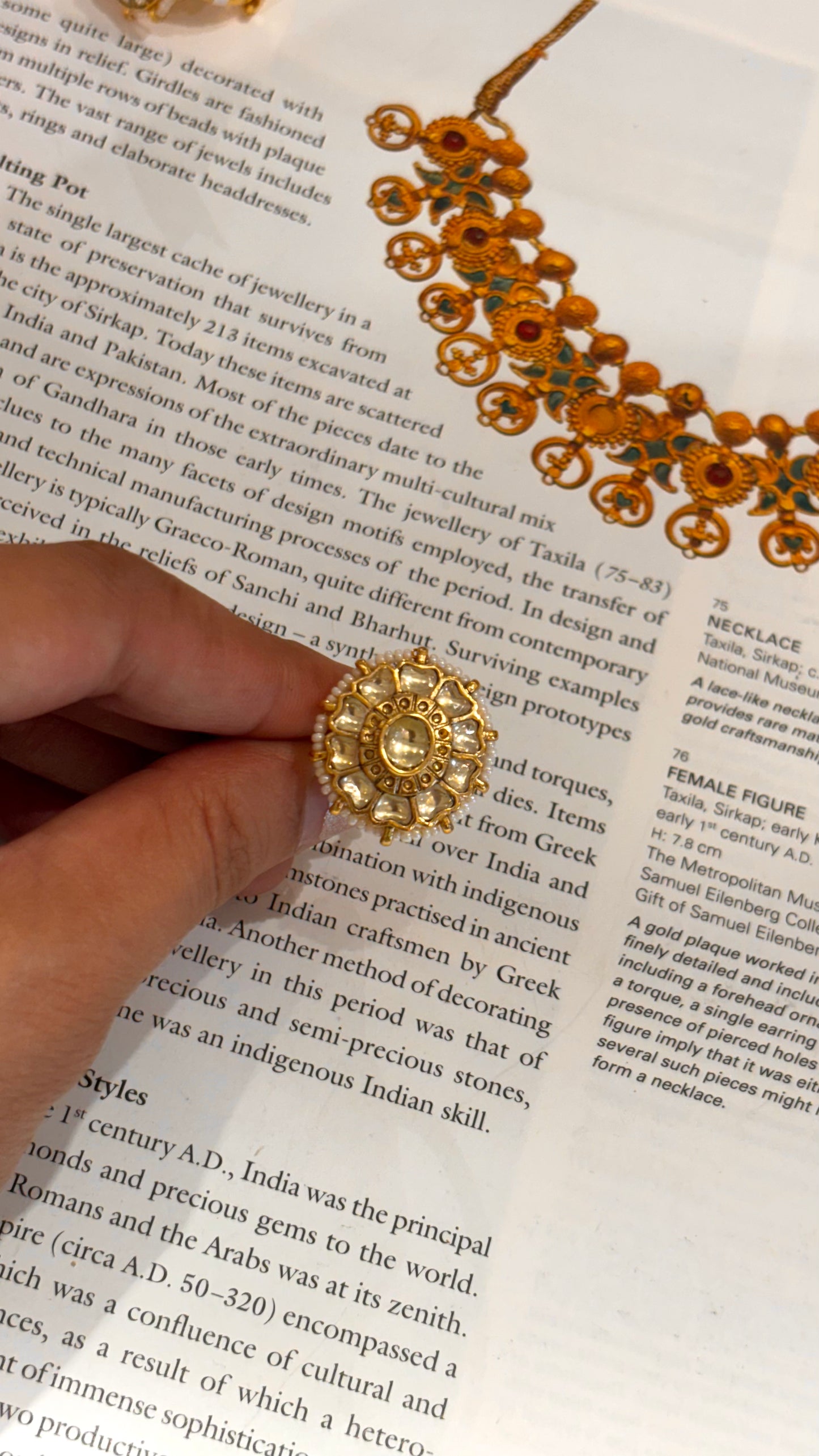 Paachi Kundan floral ring