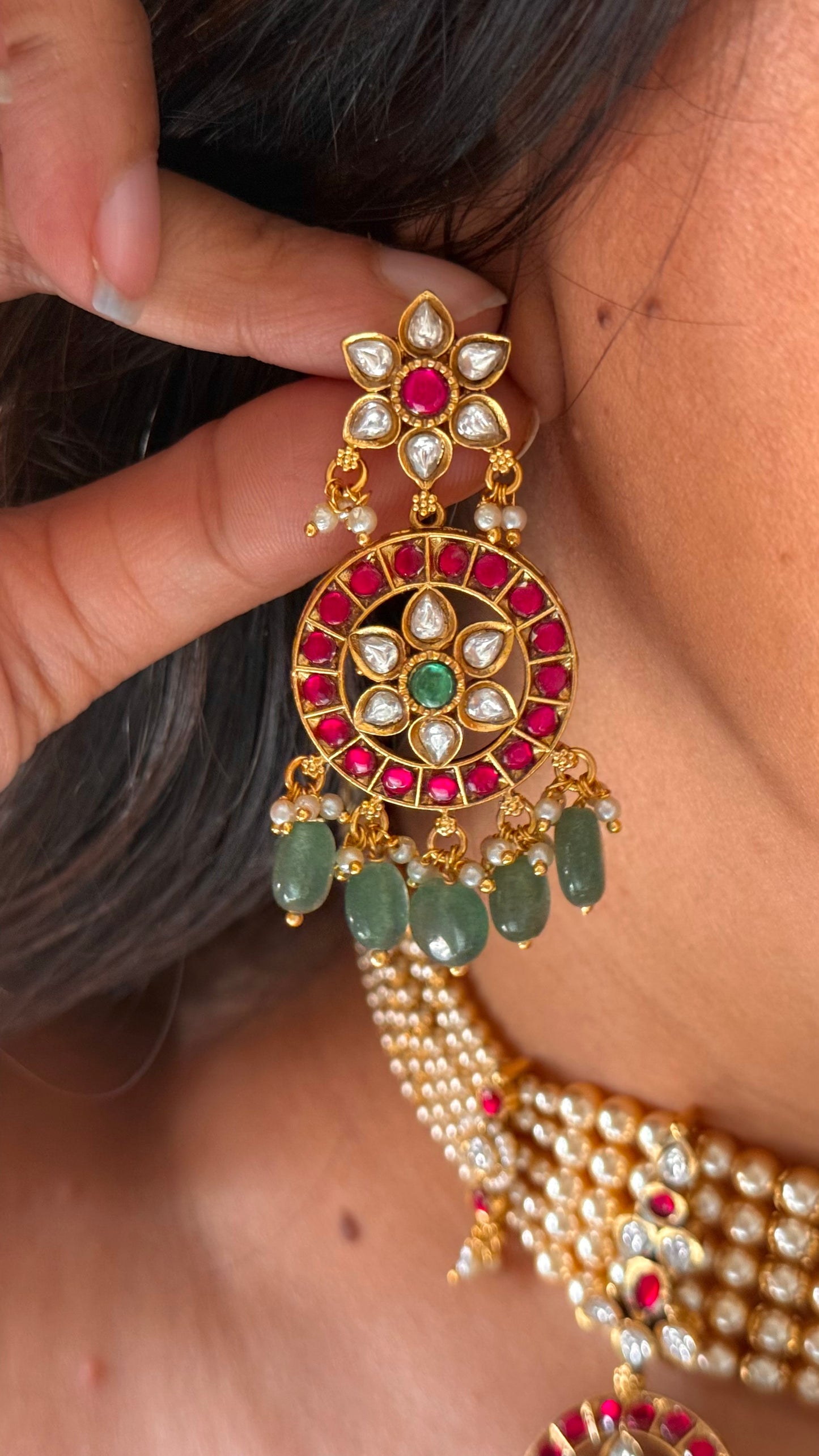 Rani pink ruby with mint drops rajwada choker Necklace