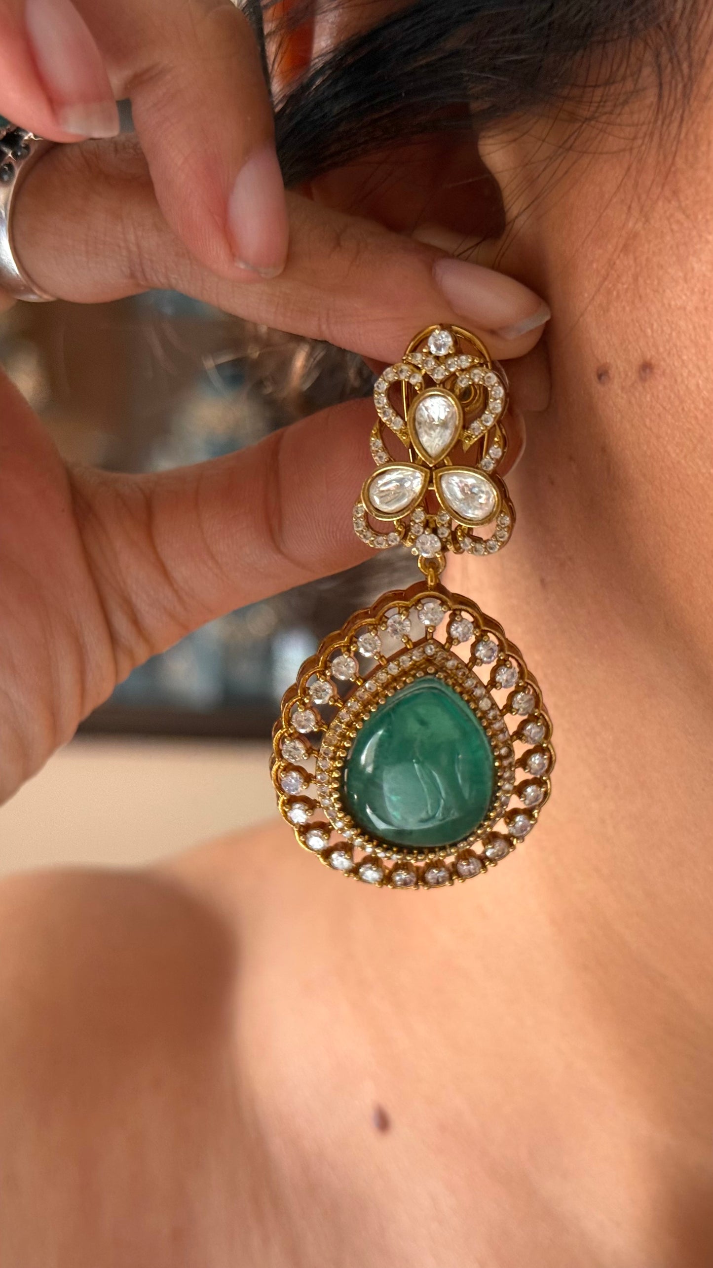 Emerald moissanite polki Victorian choker