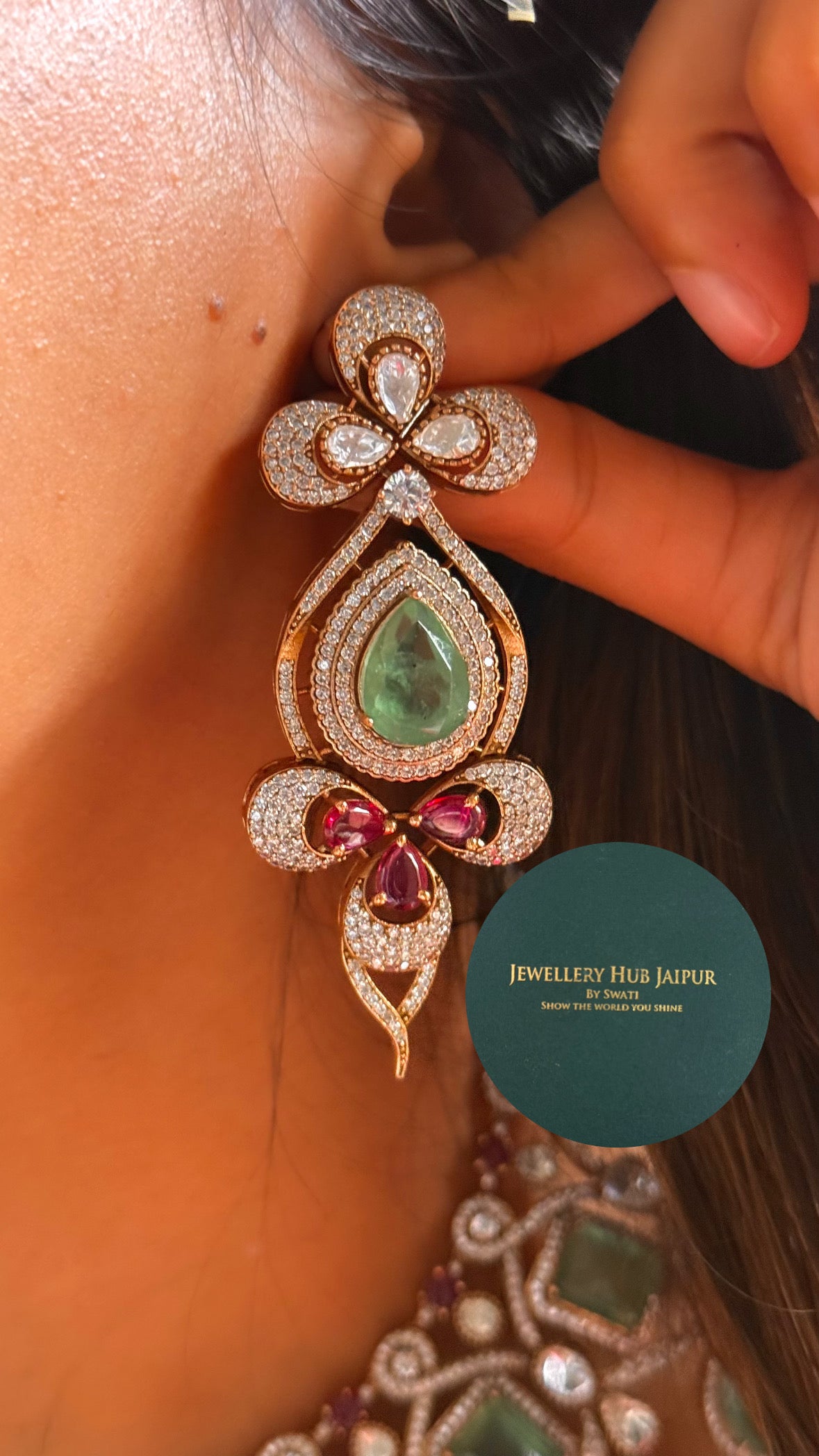 Sunita Shekhawat inspired mint collar necklace