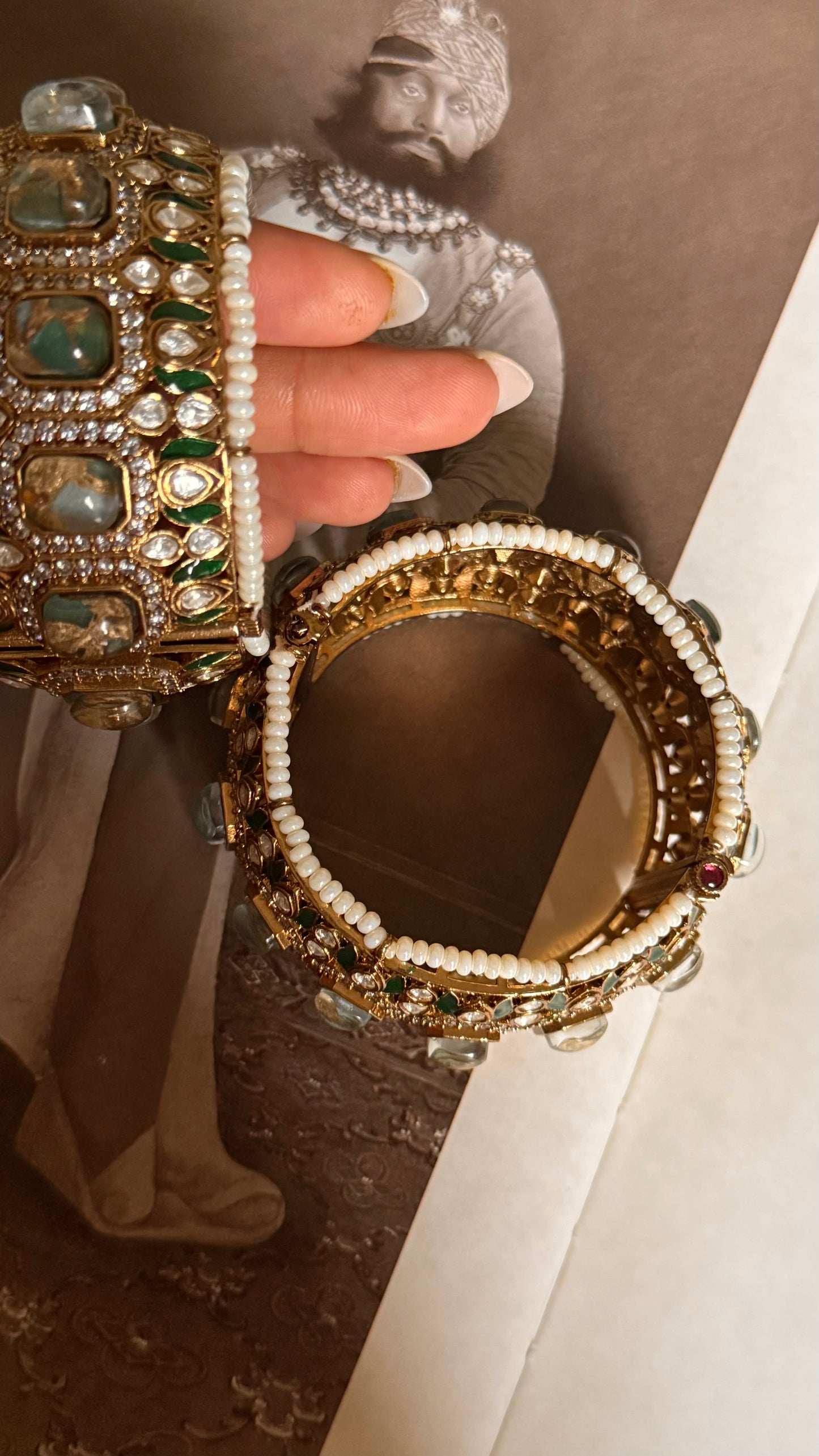 Mint doublet & emerald meenakari openable bangle