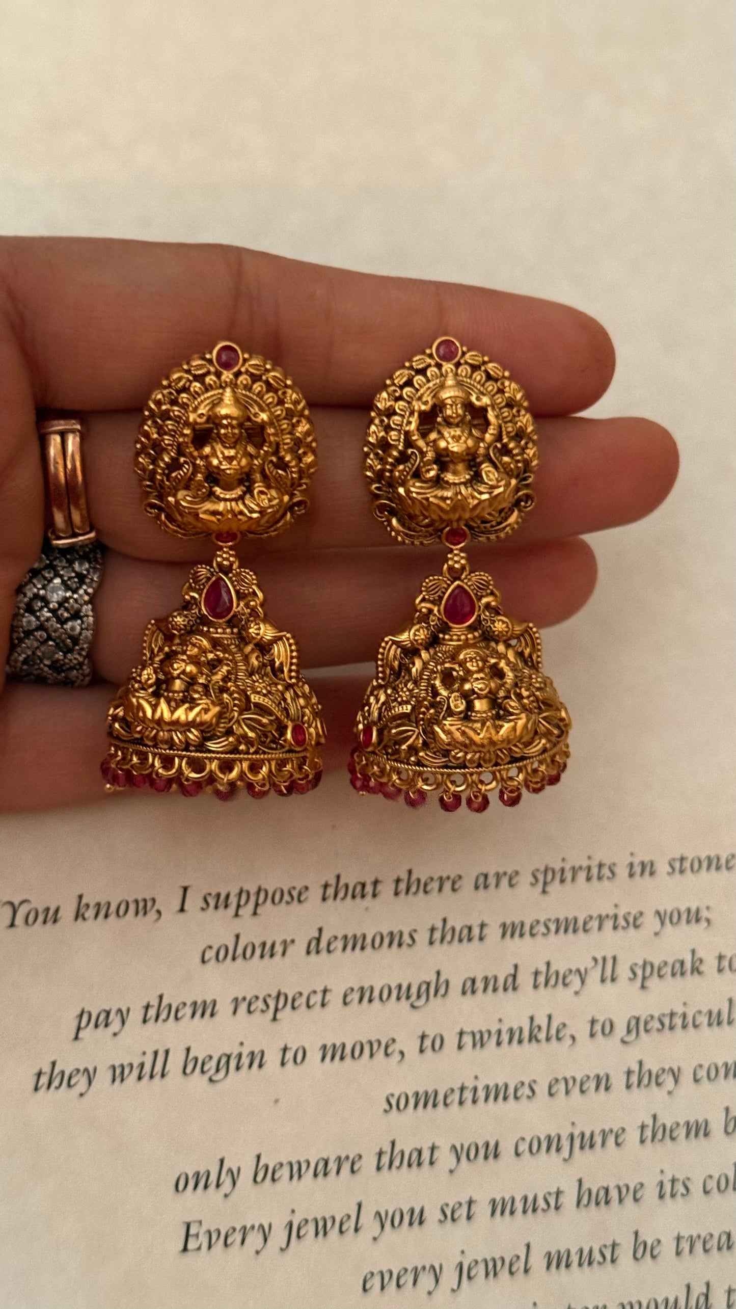 Goddess laxmi with rani pink jhumka