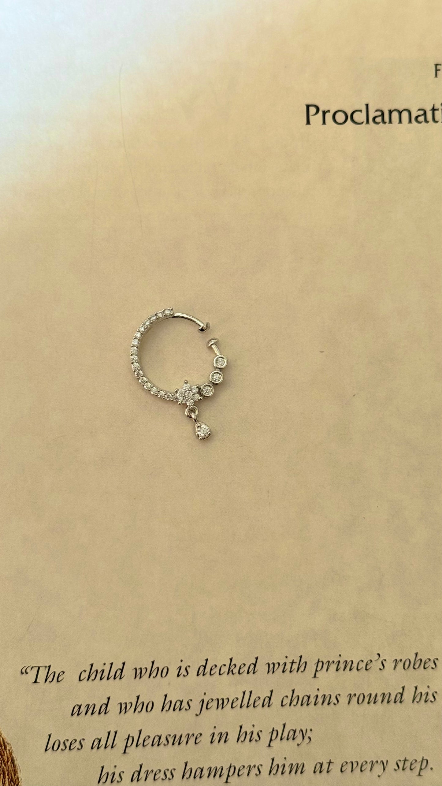 Minimal cz diamond nath