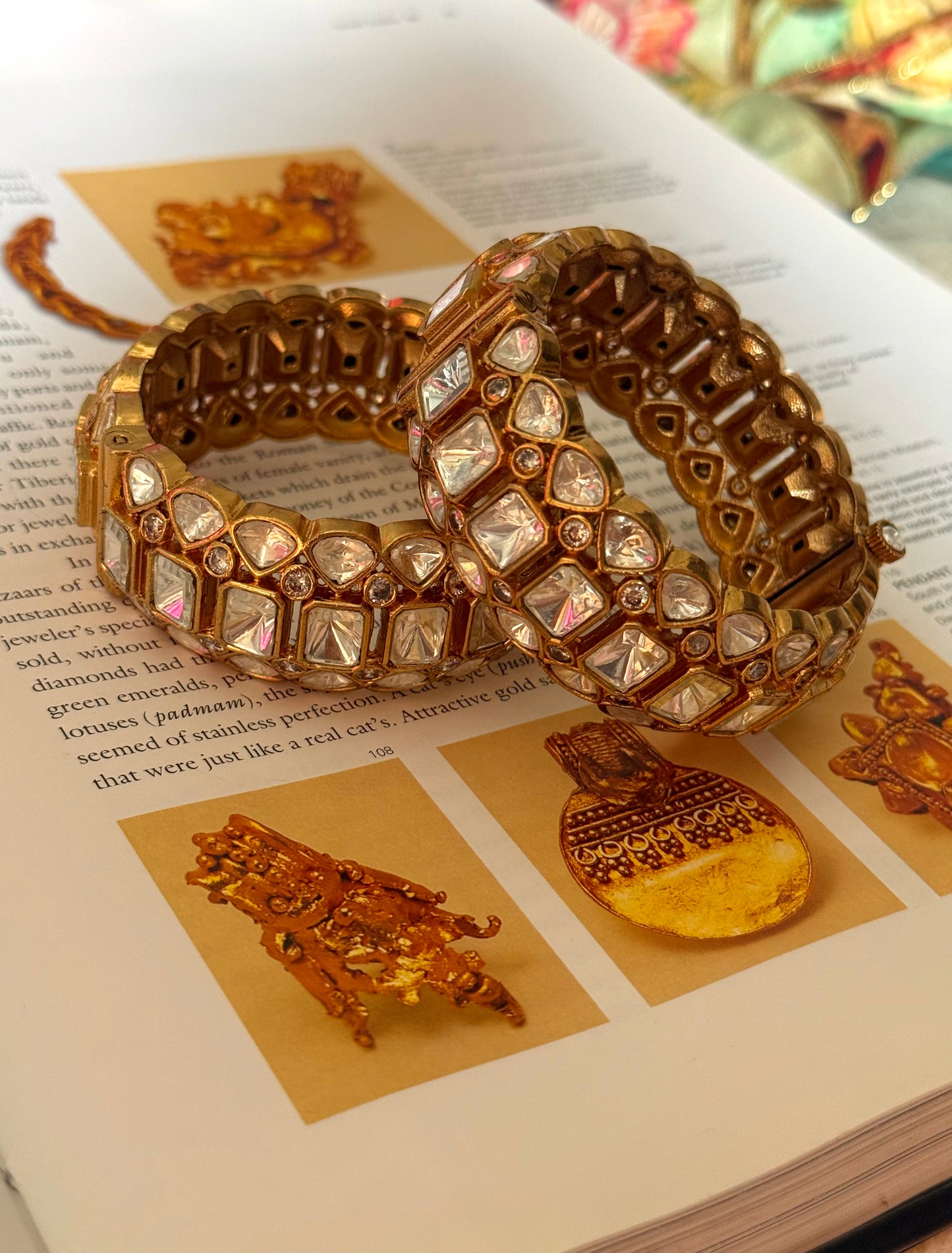 Designer Moissanite polkis openable Bangles