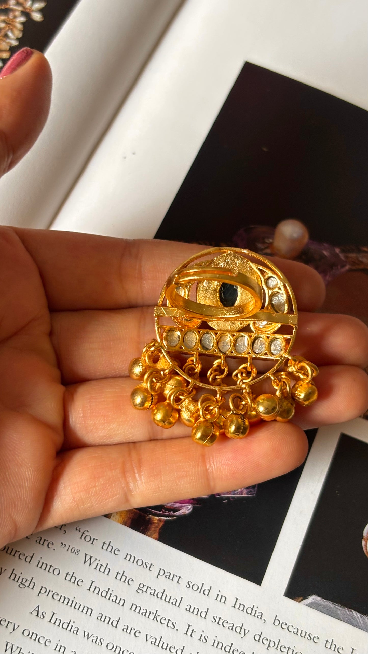 Emerald rajwada inlay ring