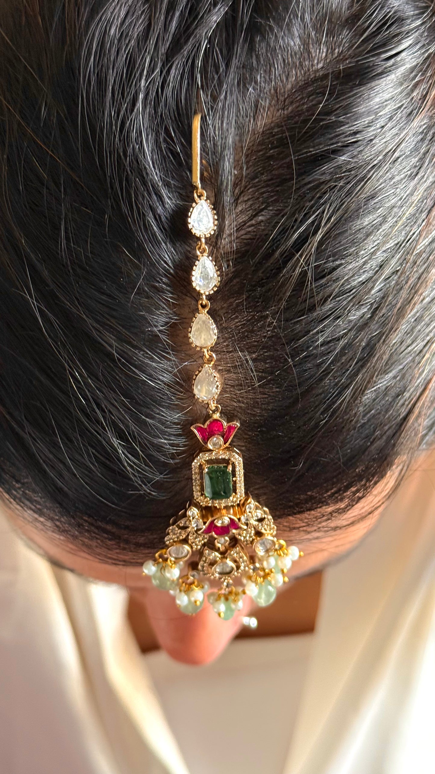 Mint & rani pink moissanite mint drop maang tika