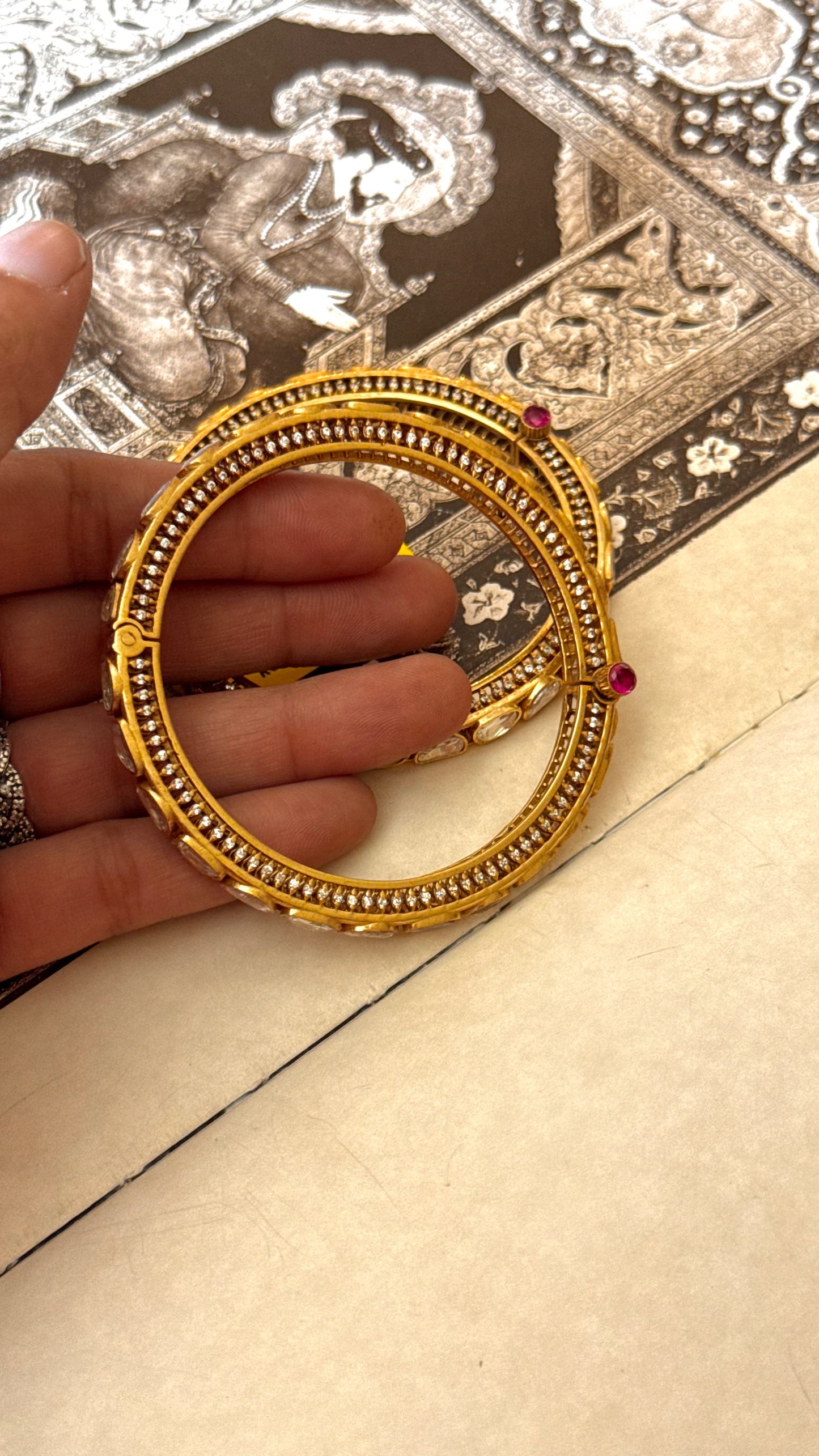 Designer peeli polki Bangles