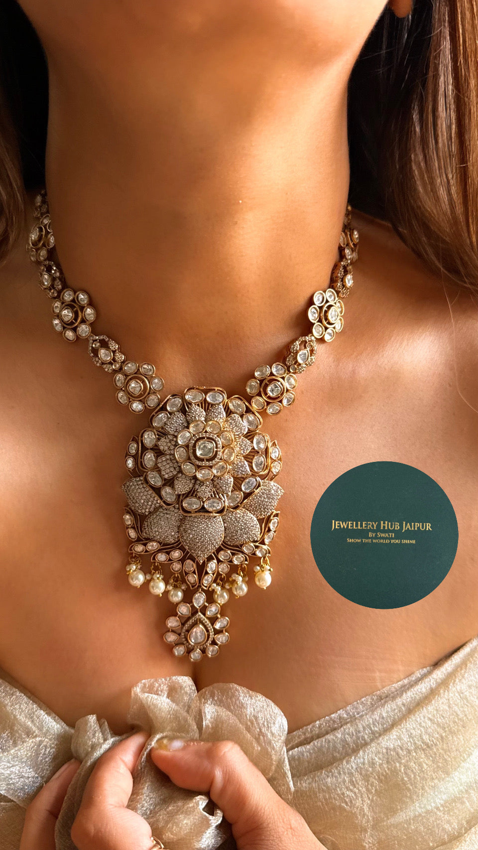 Moissanite poli designer collar necklace set