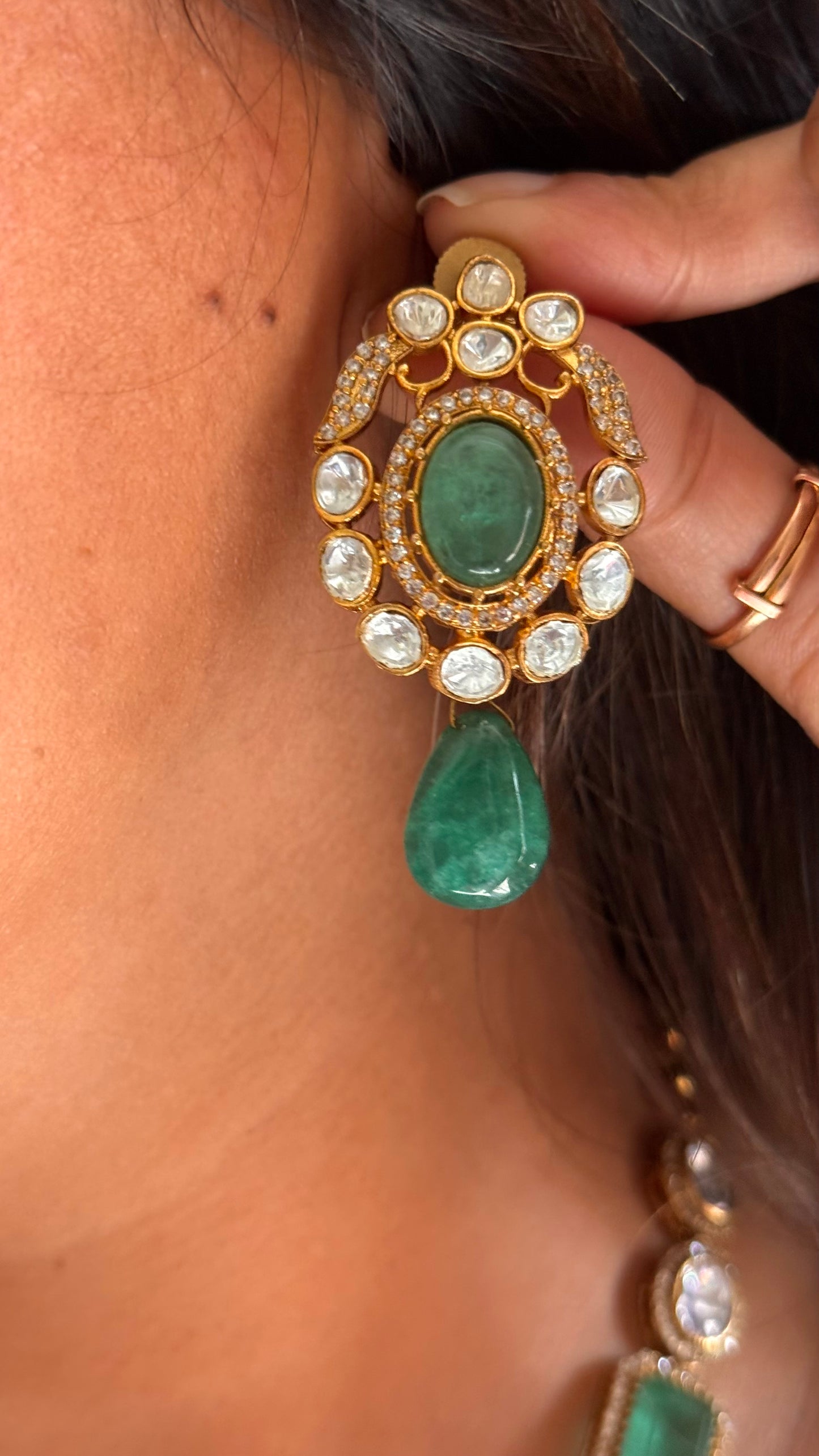 Mint doublet single line necklace