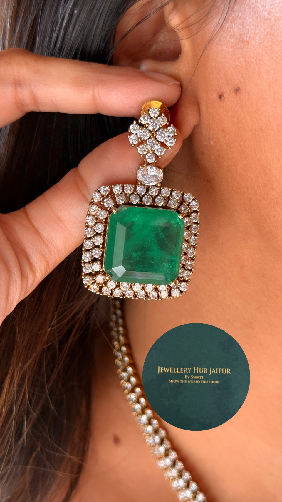 Emerald Victorian diamond statement necklace