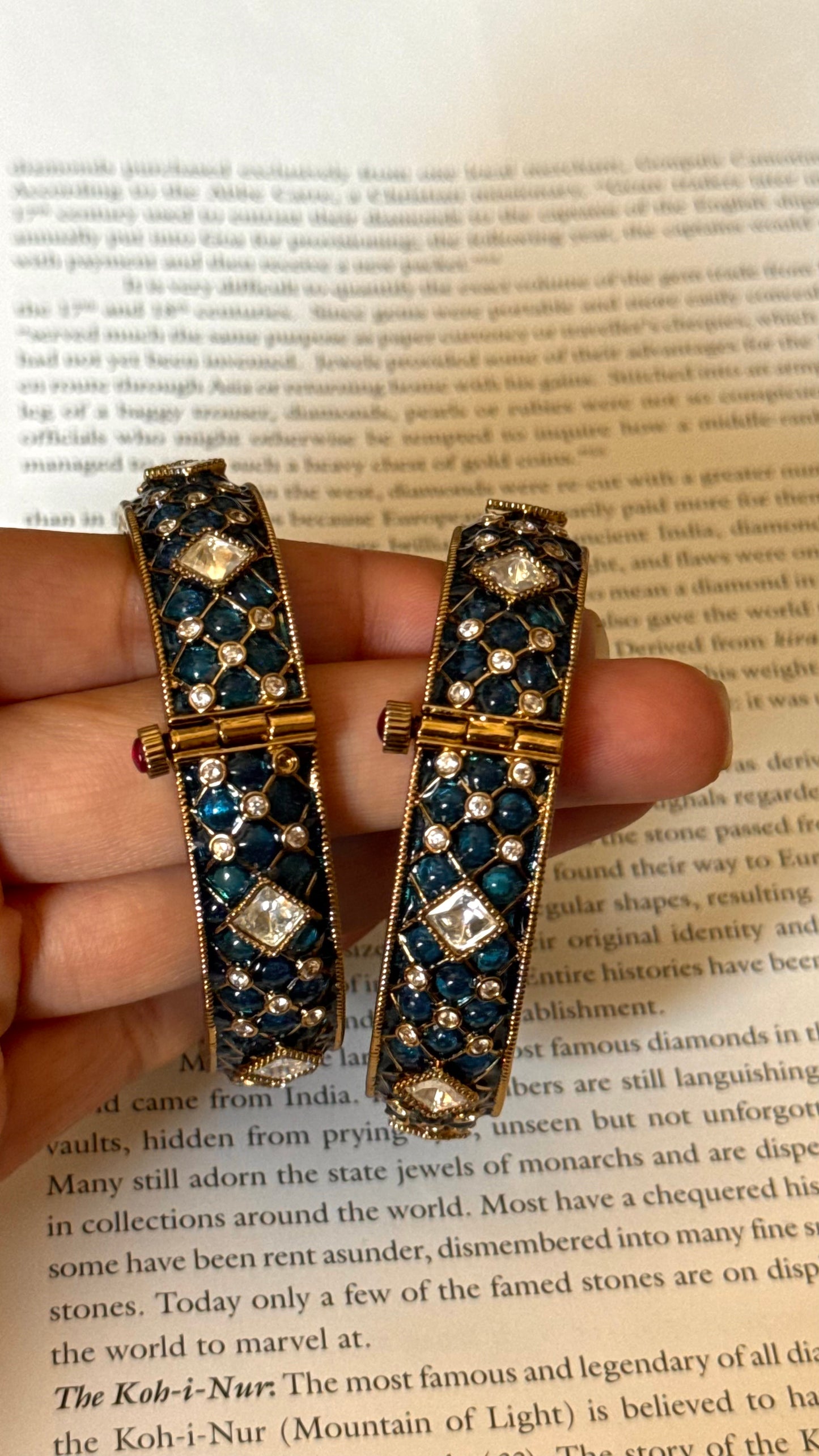 Sapphire katDana moissanite openable Bangles