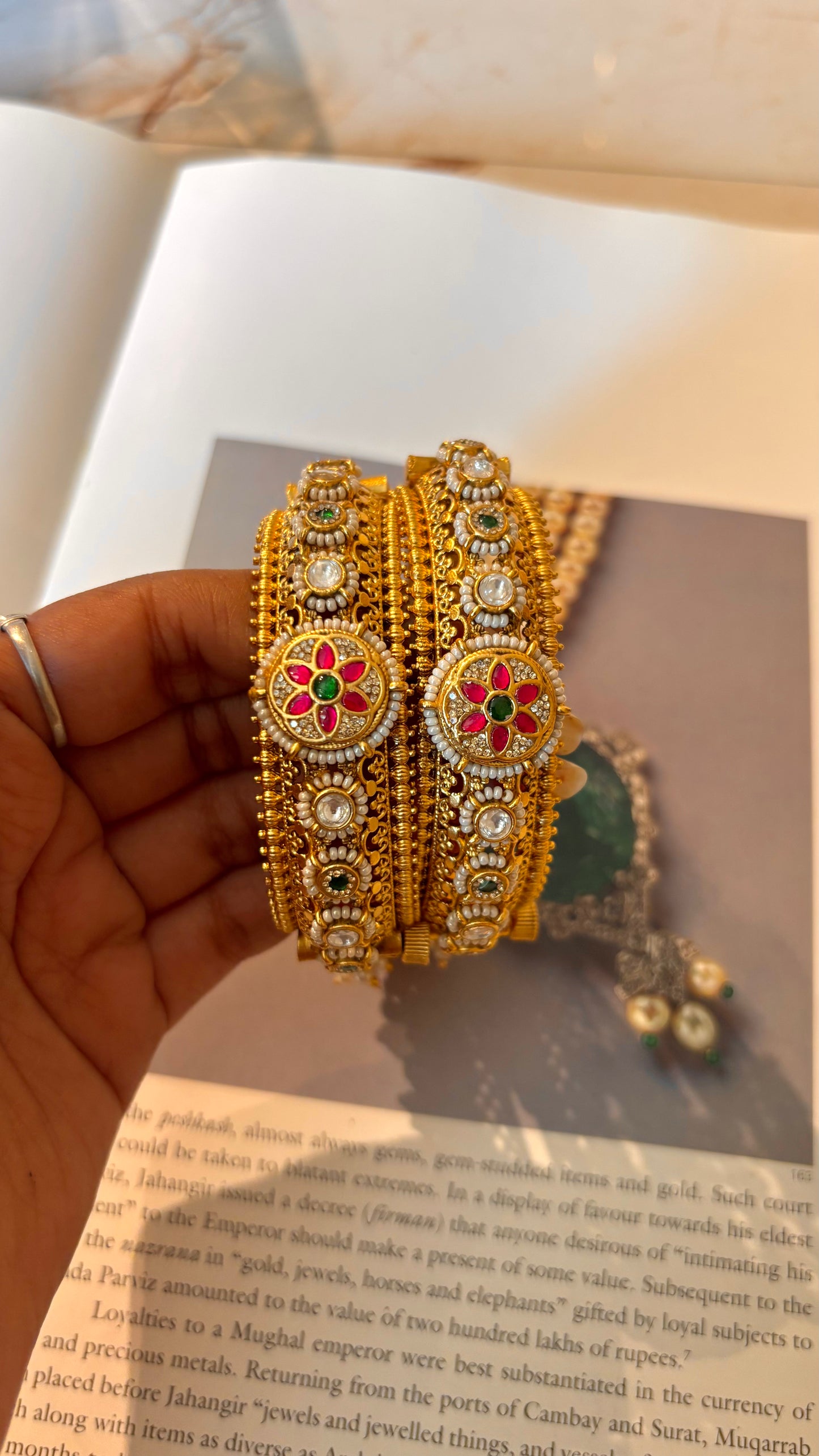 Floral nakshi gold rajwada bangles