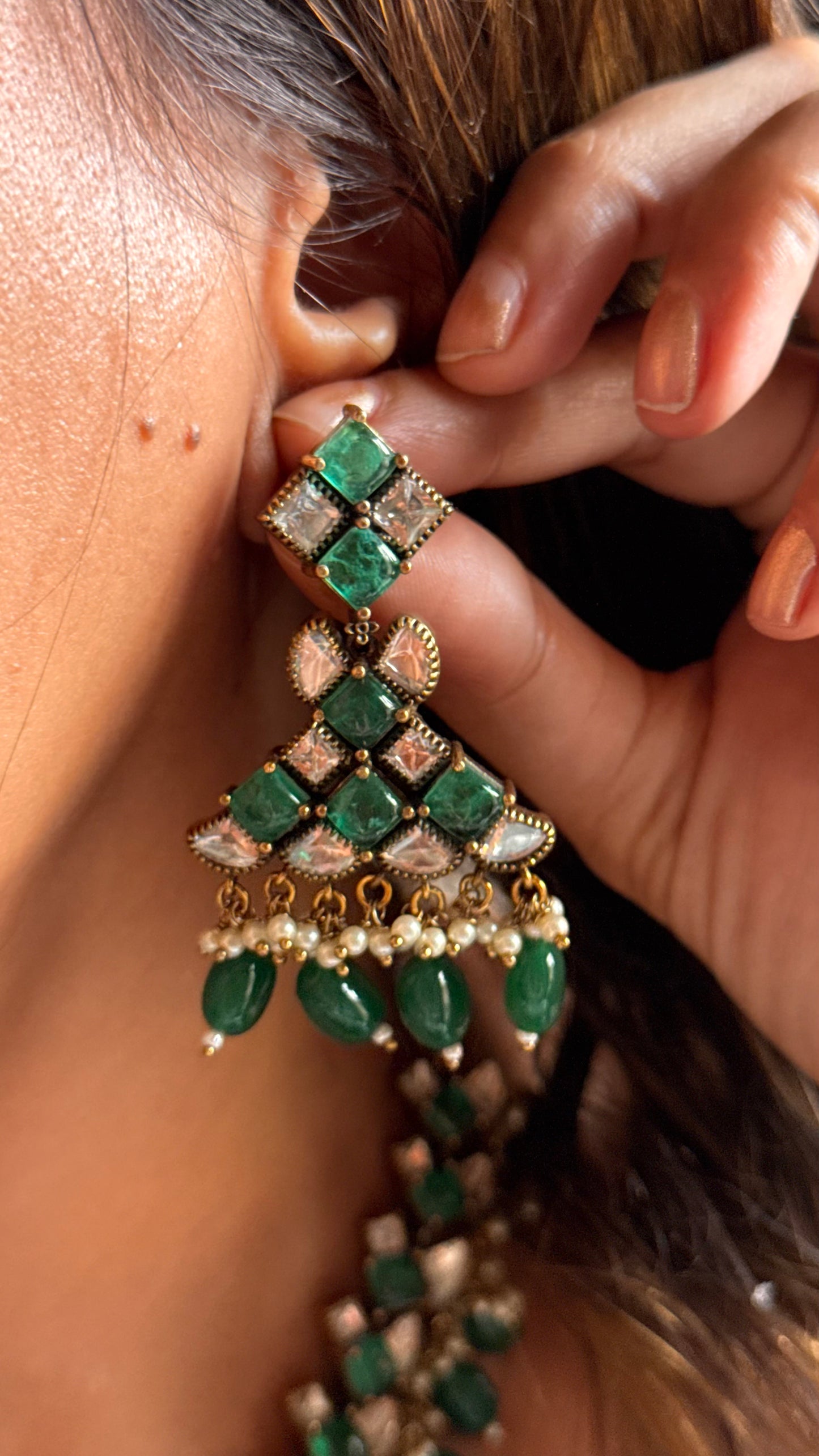 Emerald doublet with drops minimalist collar Necklace