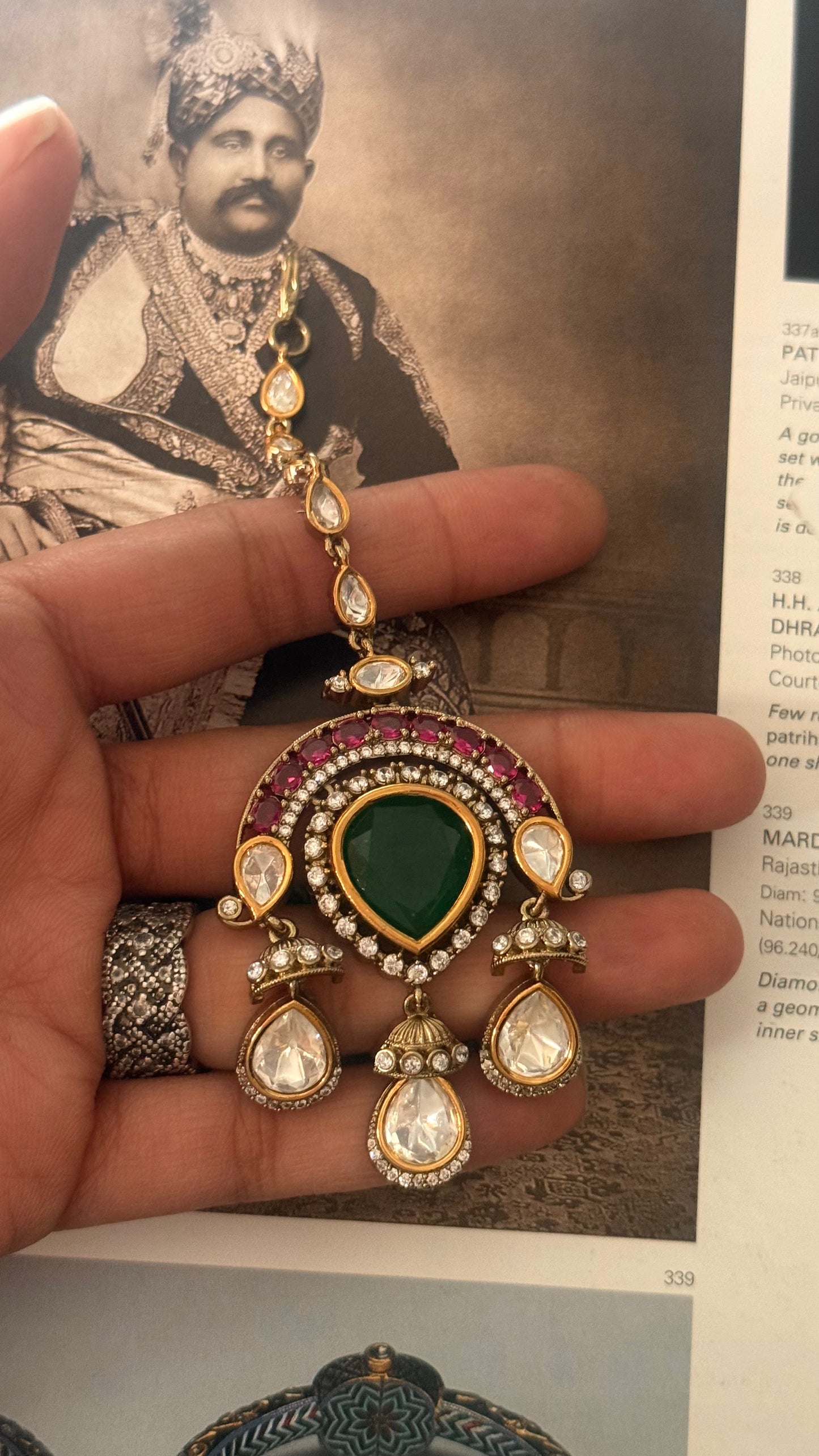 Emerald & rani pink victorian maangtika