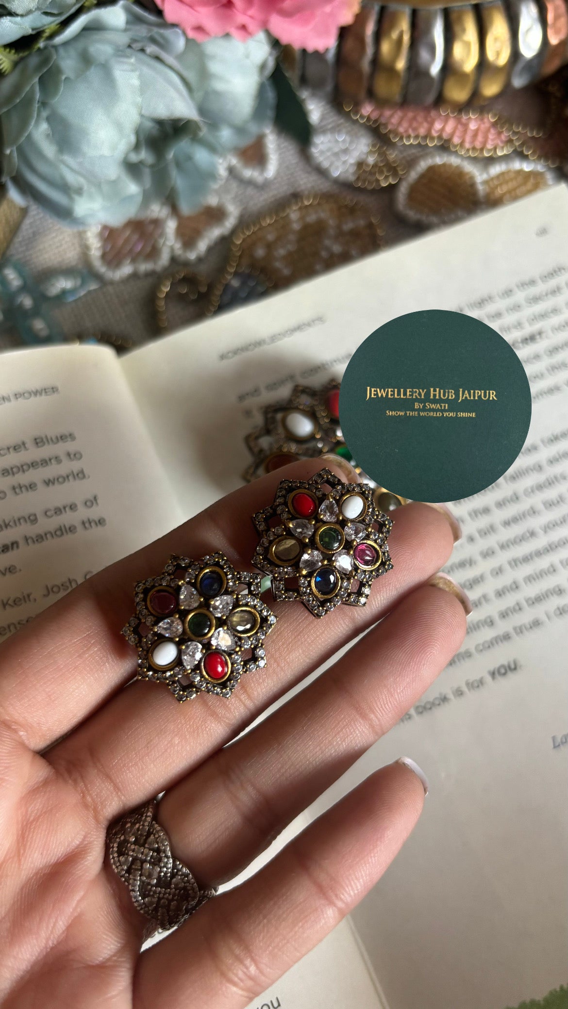 Victorian navratna pendant set