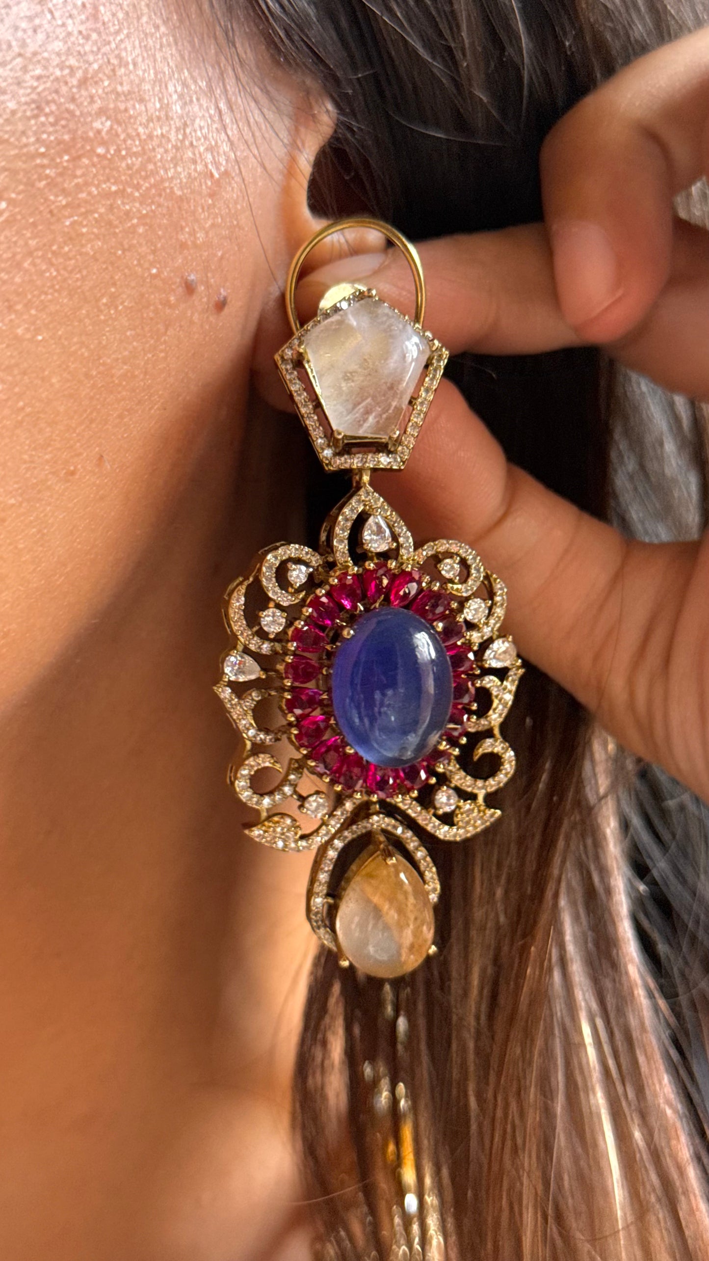 Mixed real stone sabyasachi inspired necklace