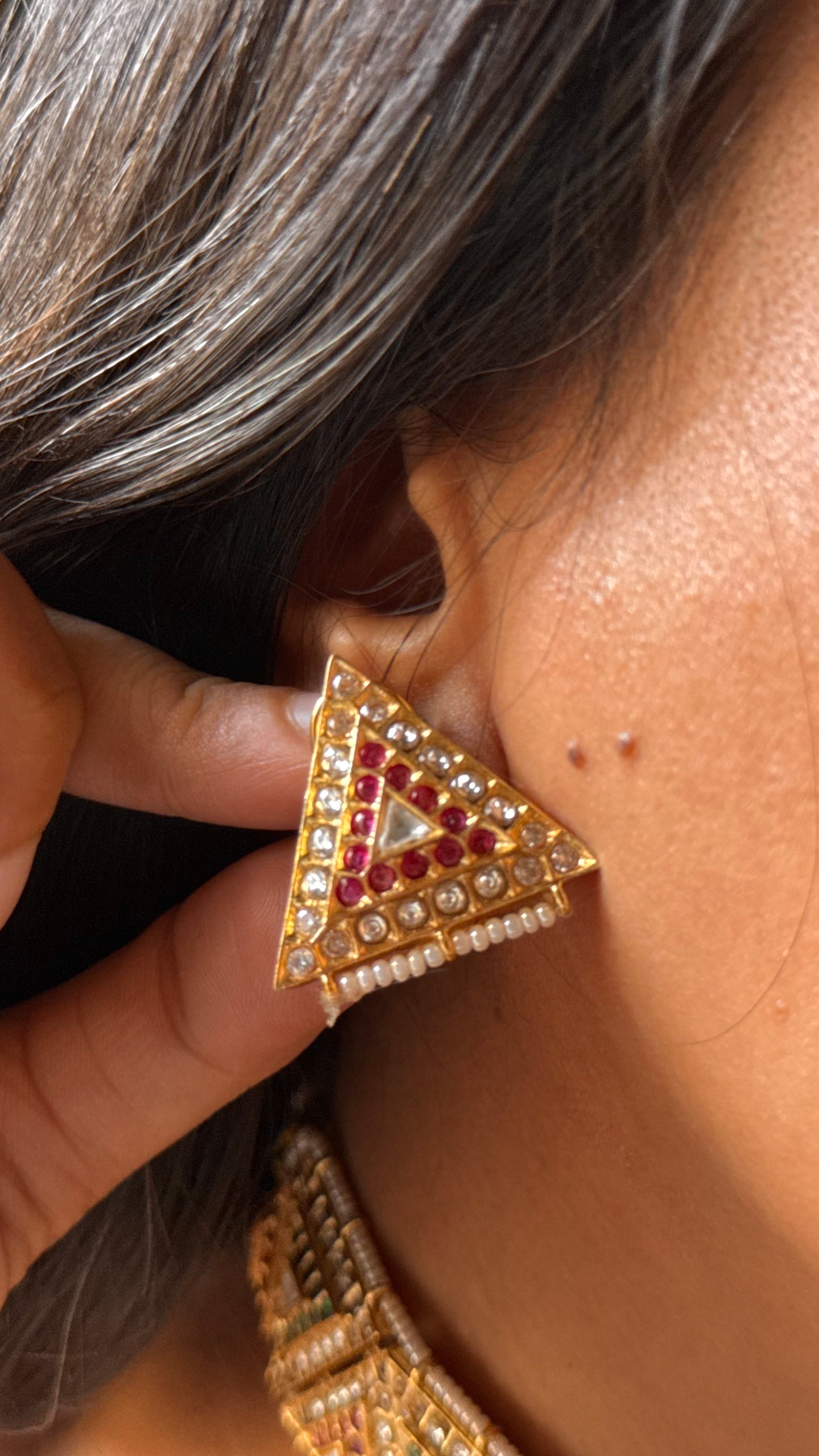 Paachi kundan ruby & emerald chikpatti