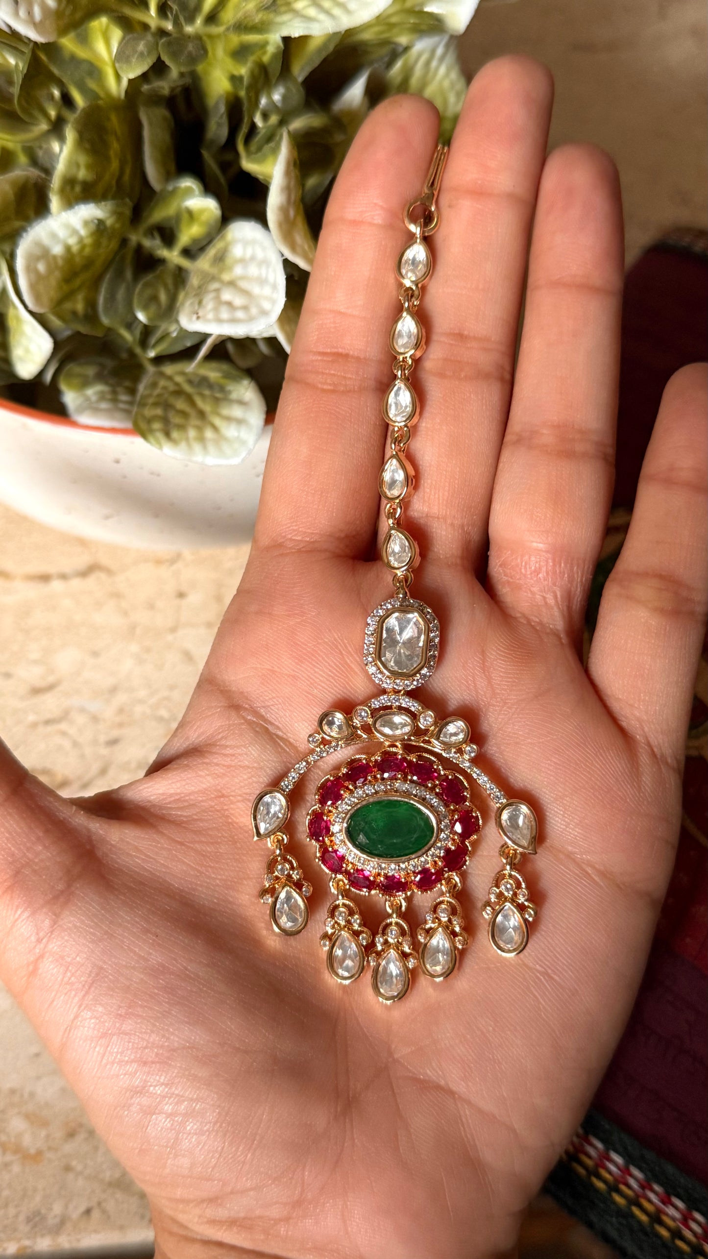 Emerald doublet & rani pink Moissanite maangtika