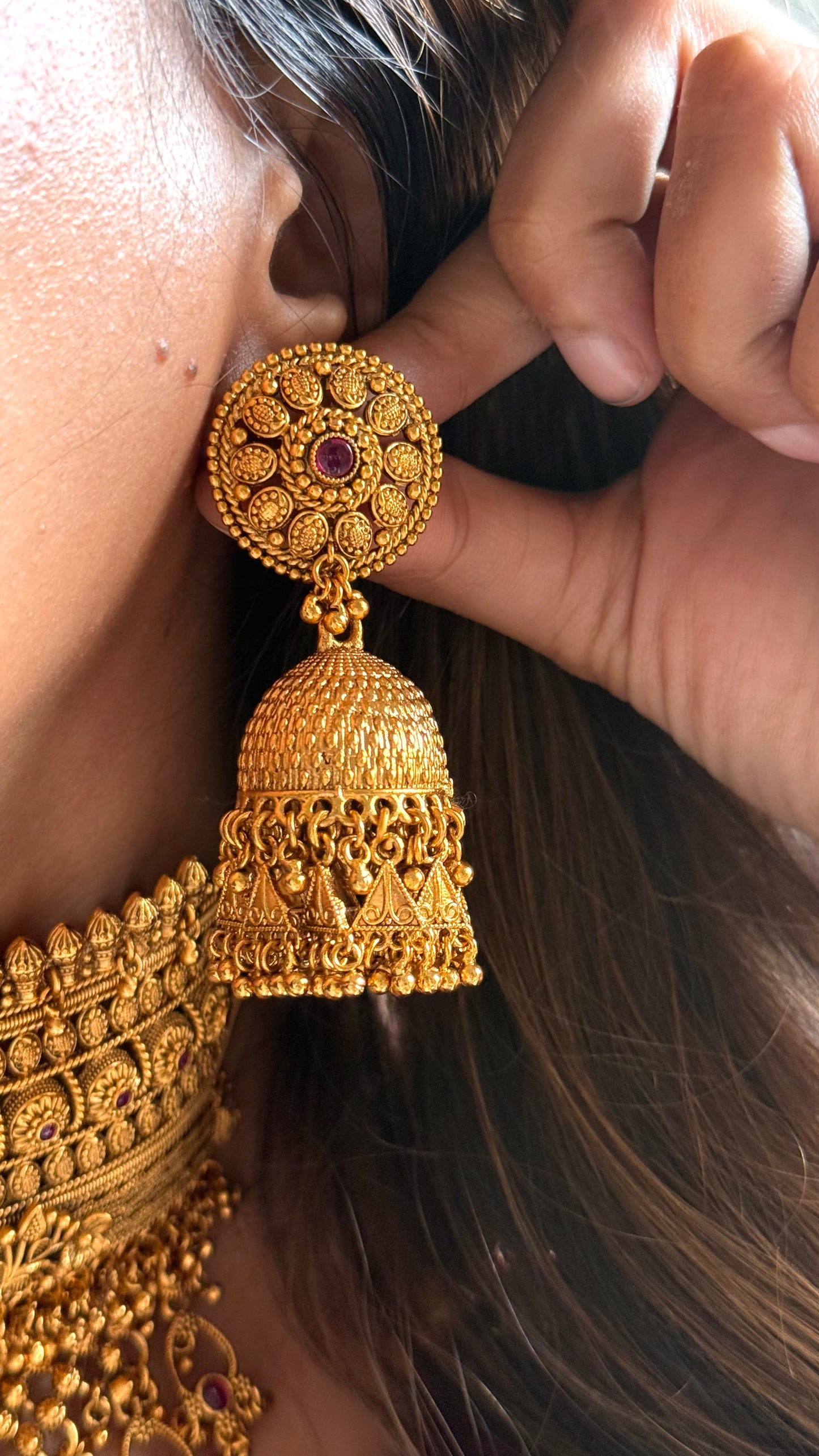 Rajwadi Aad with ruby detailing