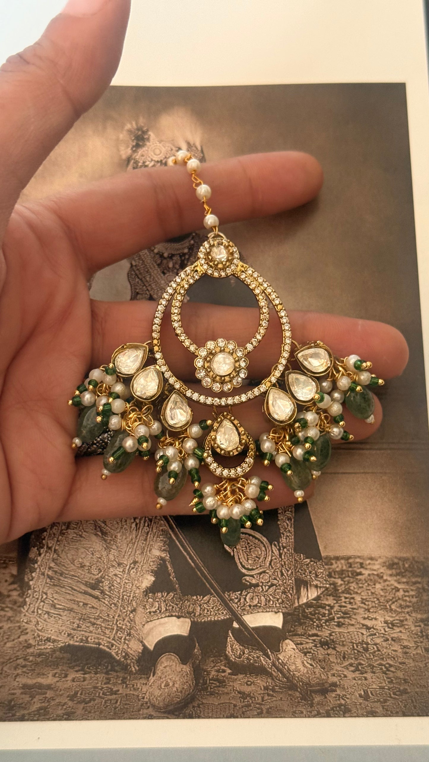 Mint Chandbali maangtika