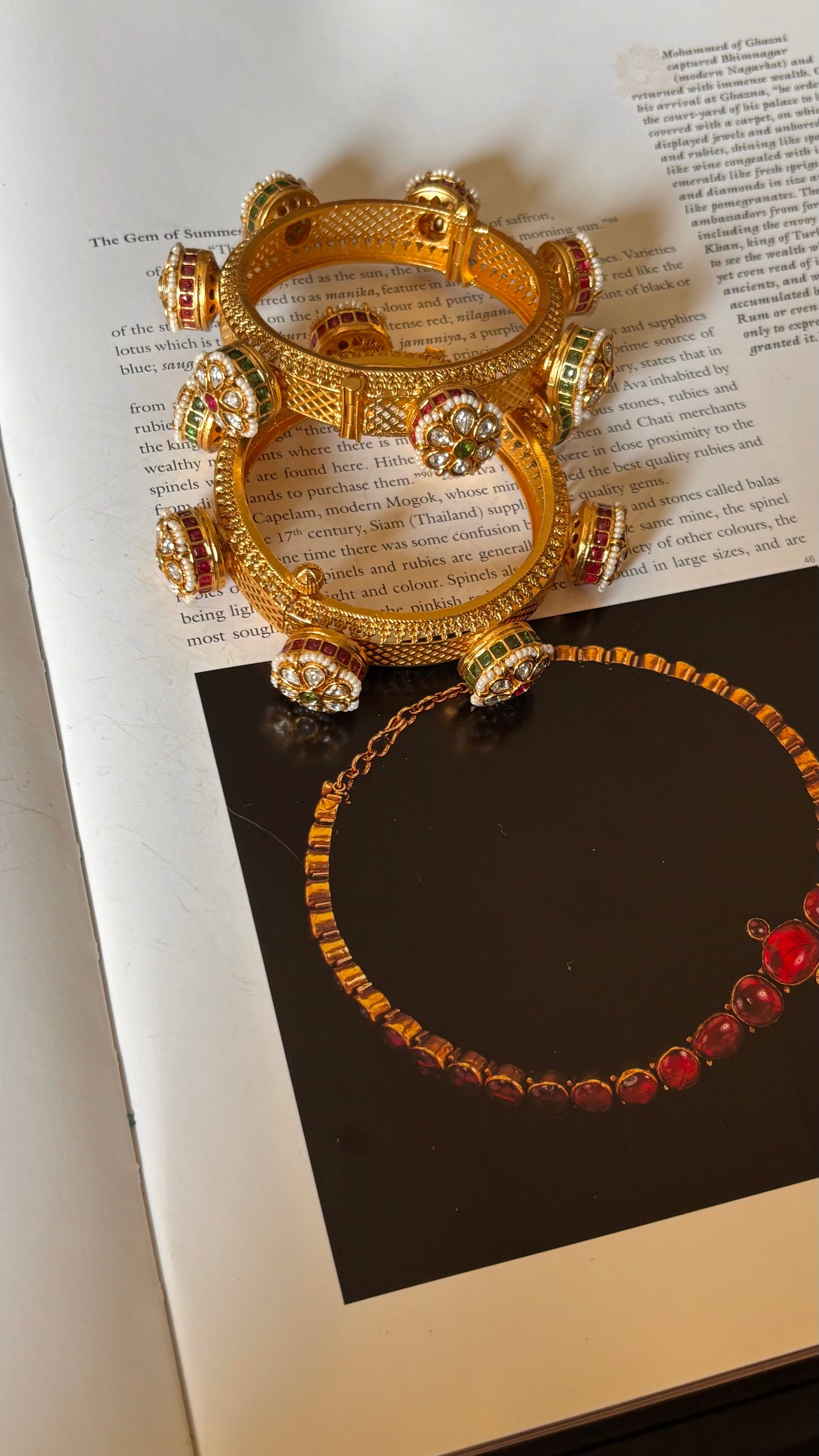 Ruby & emerald polki floral bangdi