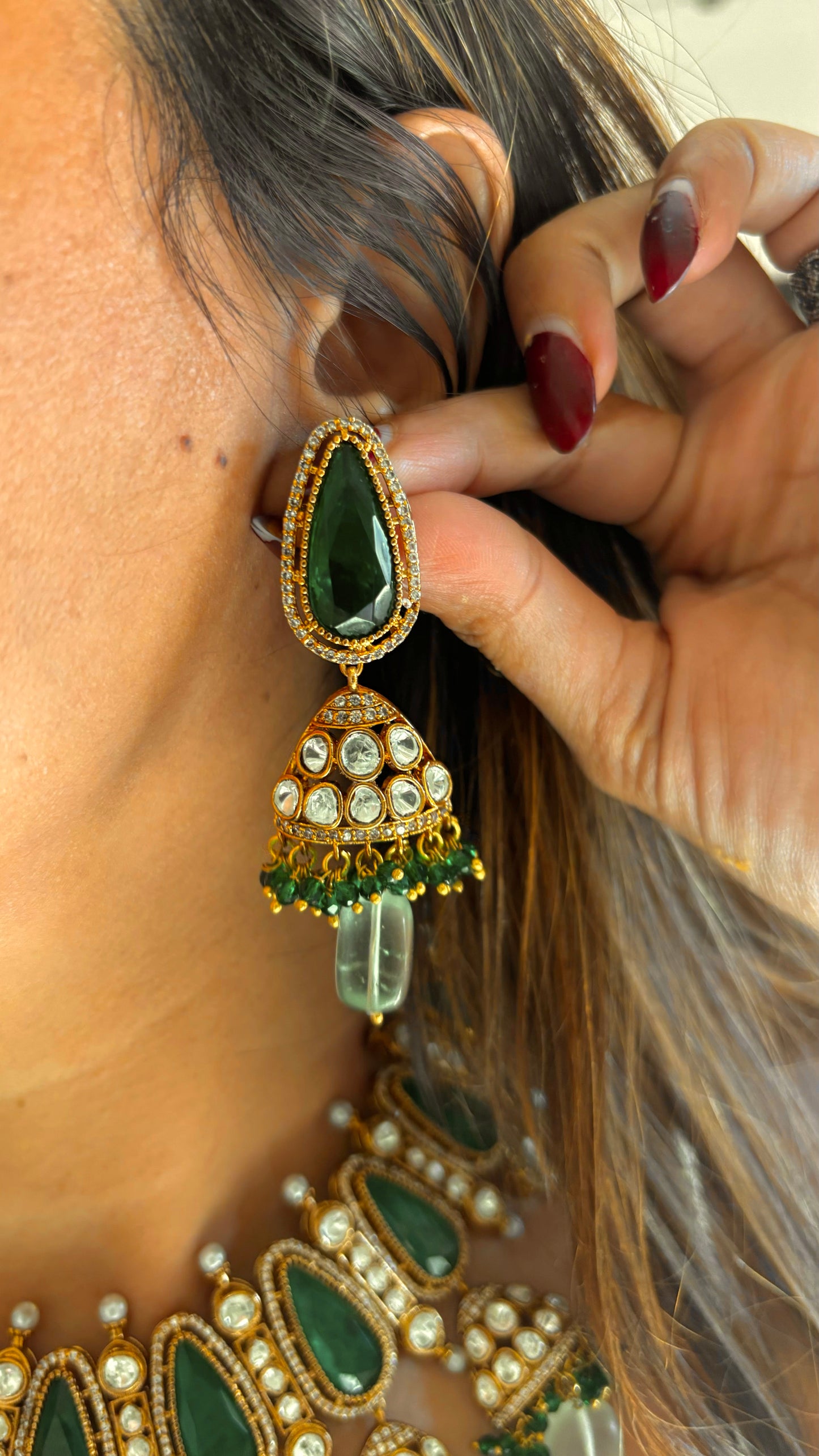 Emerald jhumka moissanite necklace