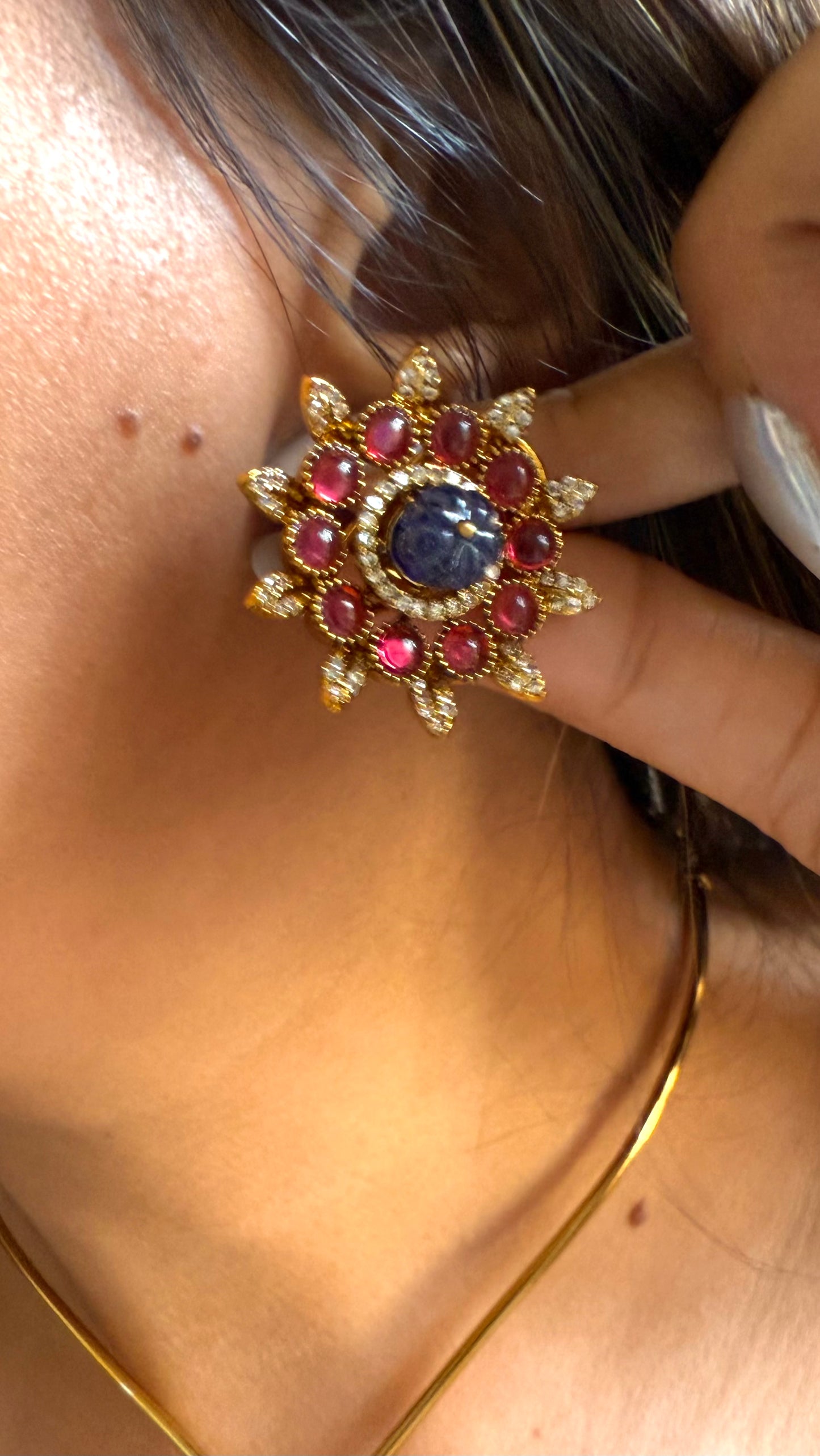 Sabhyasachi inspired sapphire & ruby hasli