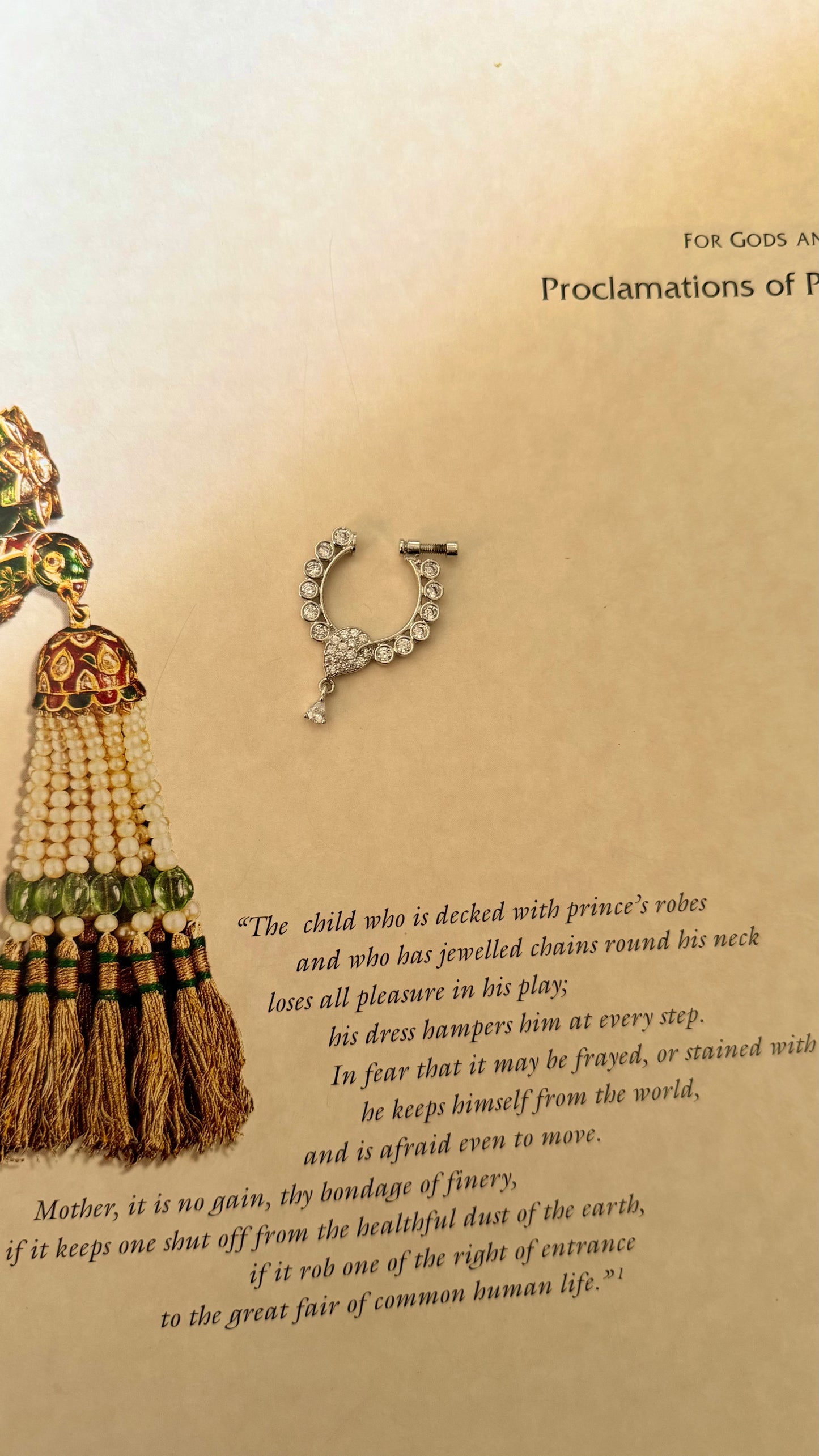 Minimal cz diamond nath