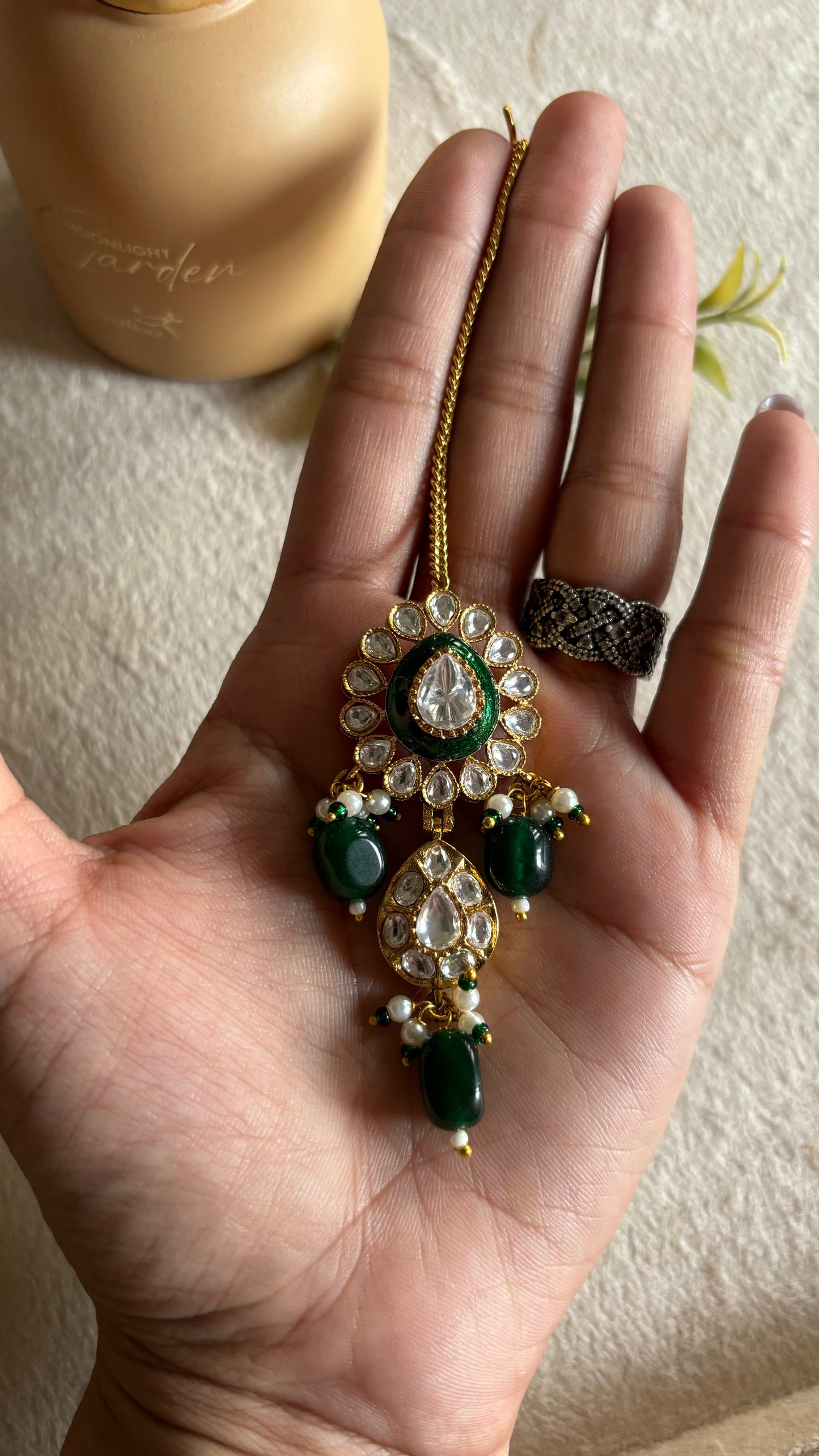 Emerald moissanite maangtika