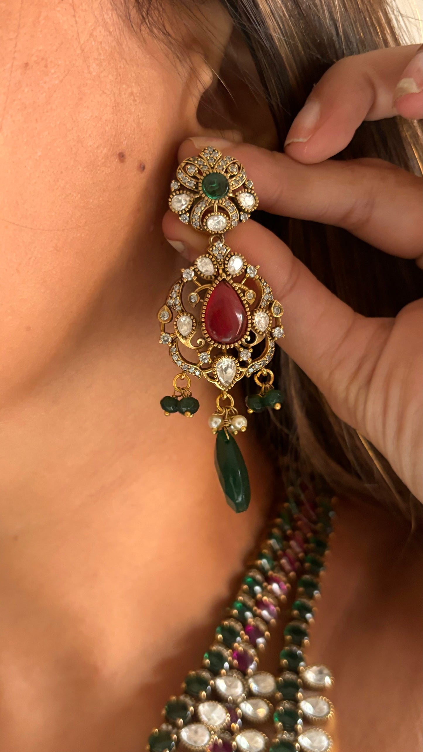 Emerald ruby necklace set