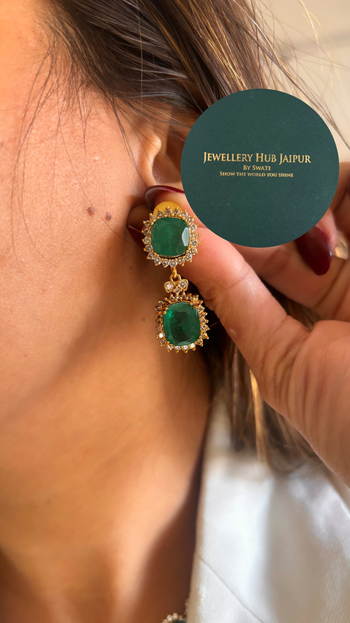 Emerald doublet coctail diamond necklace set