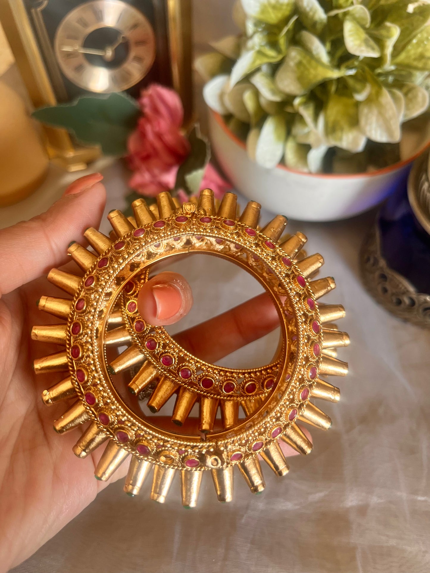 Rajwada emerald & rani pink kada