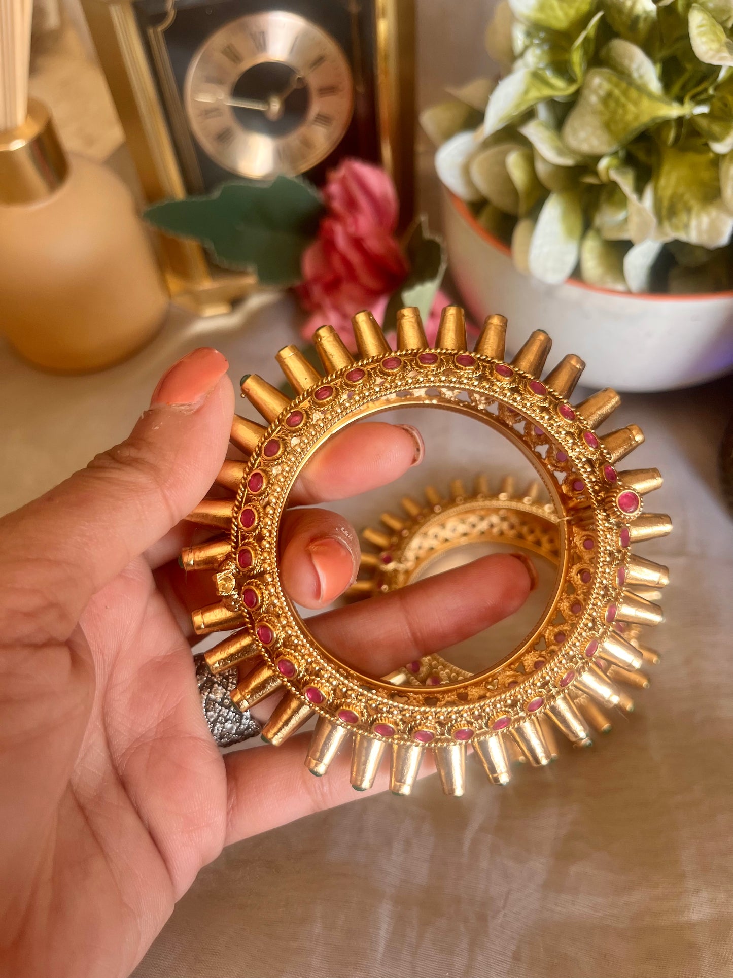 Rajwada emerald & rani pink kada