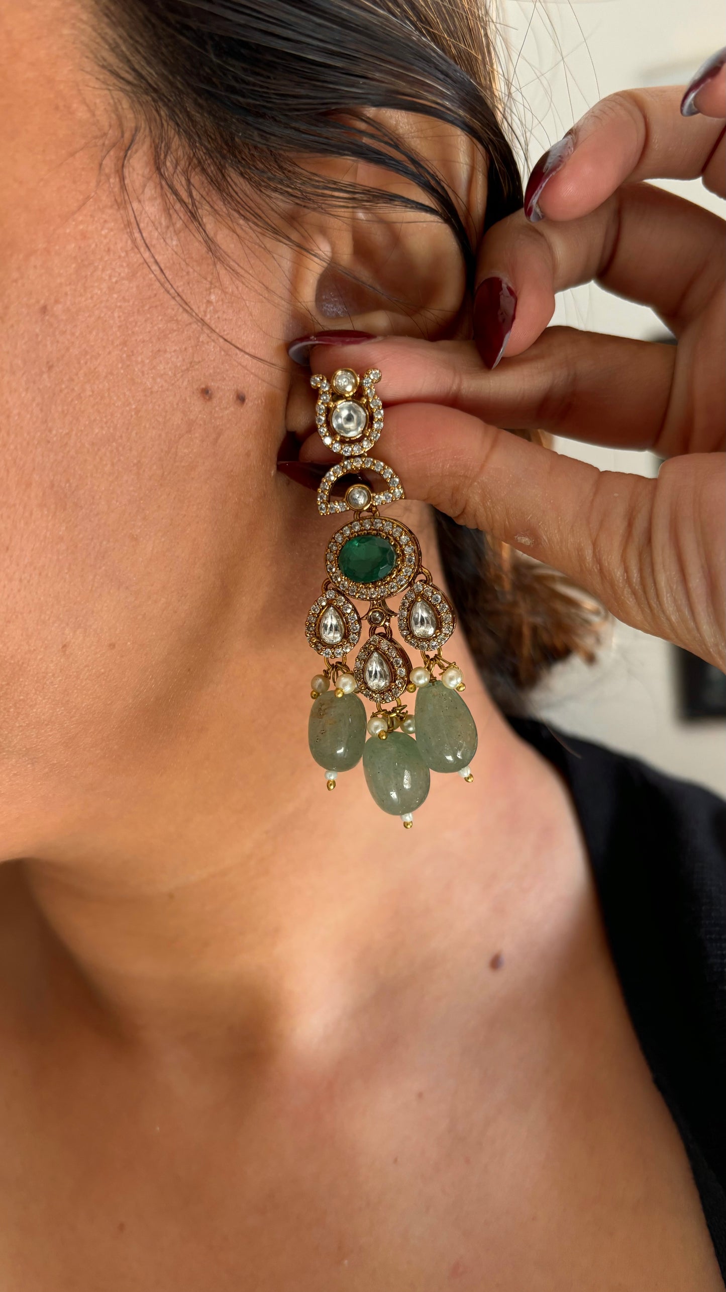 Emerald & mint victorian Moissanite choker