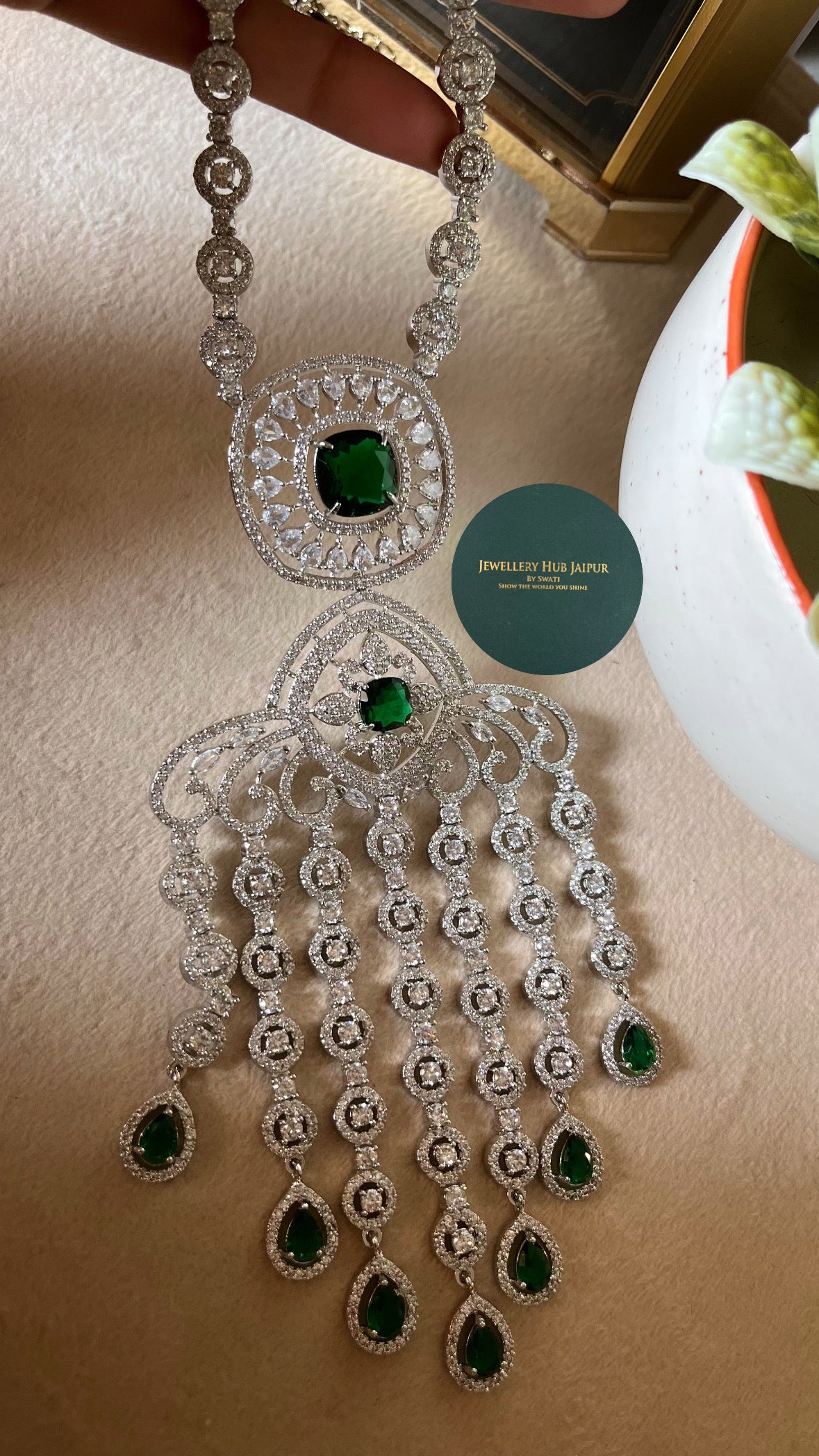 Emerald designer collar necklace set