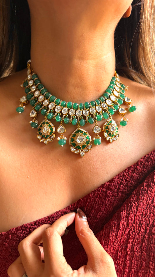 Emerald doublet moissanite & emerald katdana set