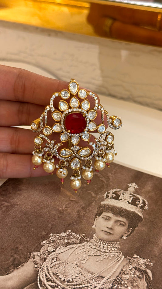 Ruby moissanite pokli kalgi with pearl detailing