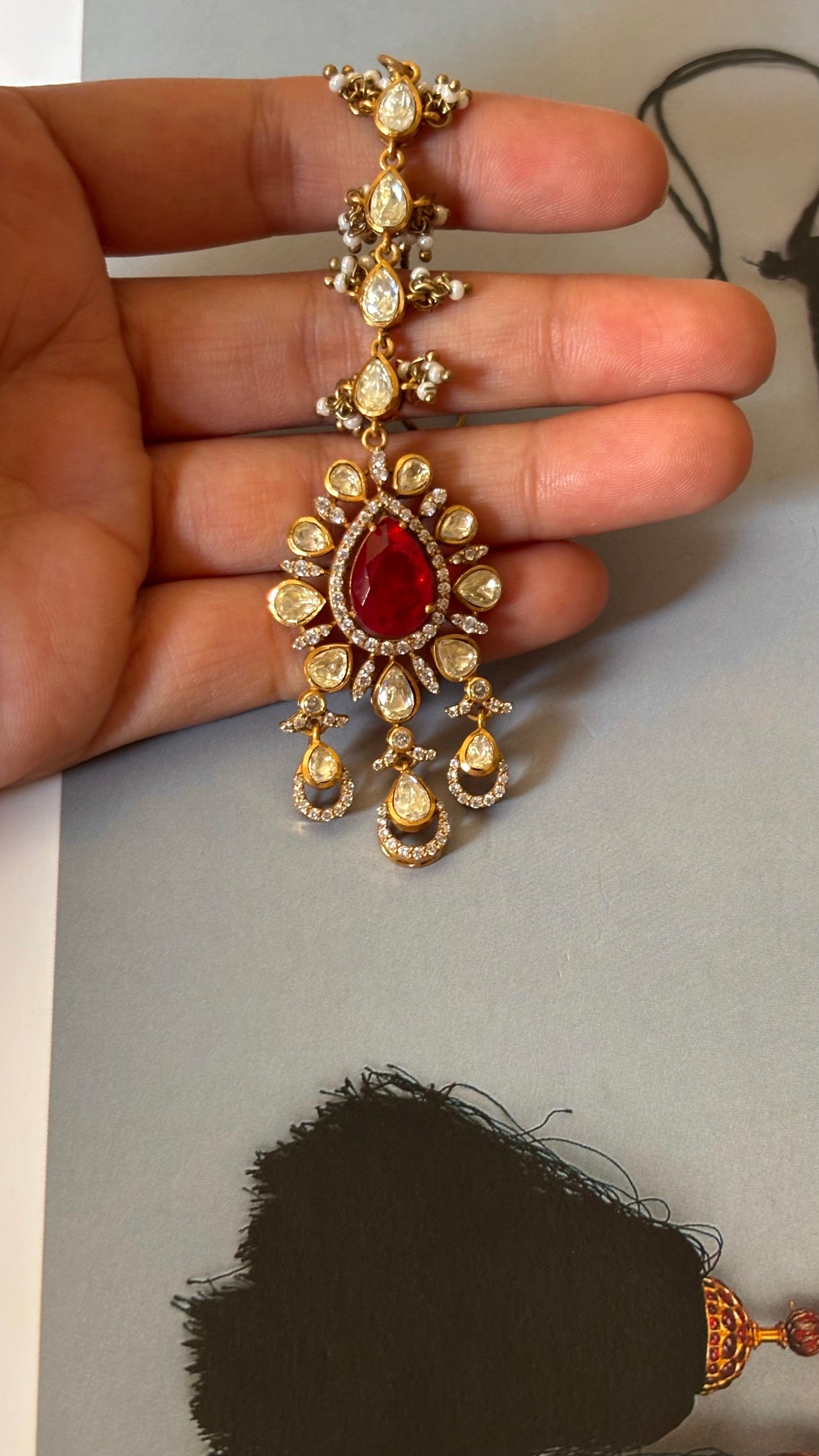 Ruby doublet peeli polki Moissanite maangtika