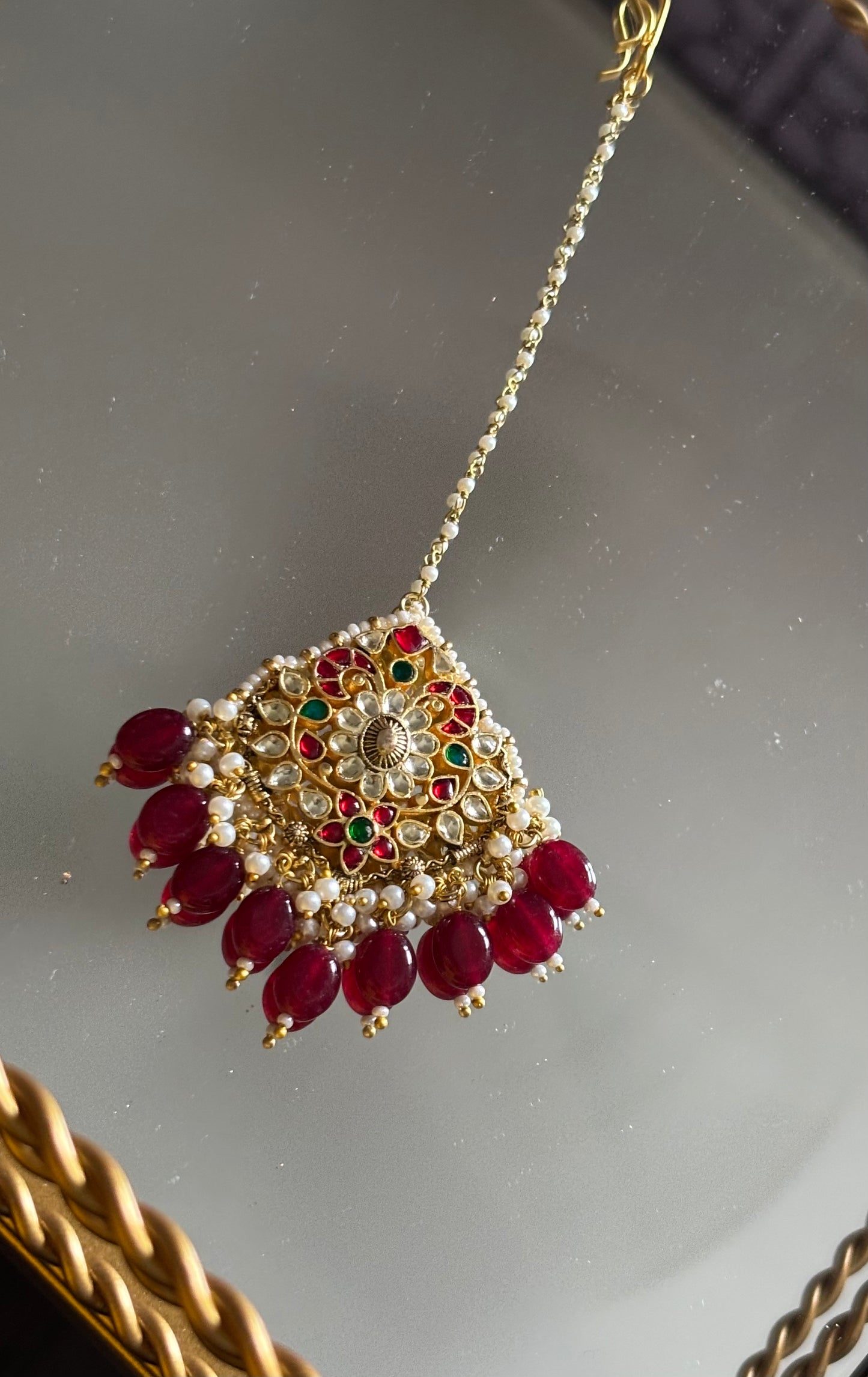 Paachi ruby & emerald with ruby drops rajwada maangtika