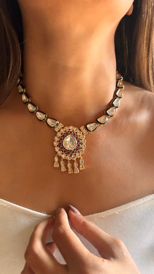 White mid length necklace with earrings