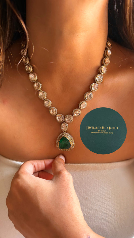 Emerald doublet & moissanite uncut polki collar set