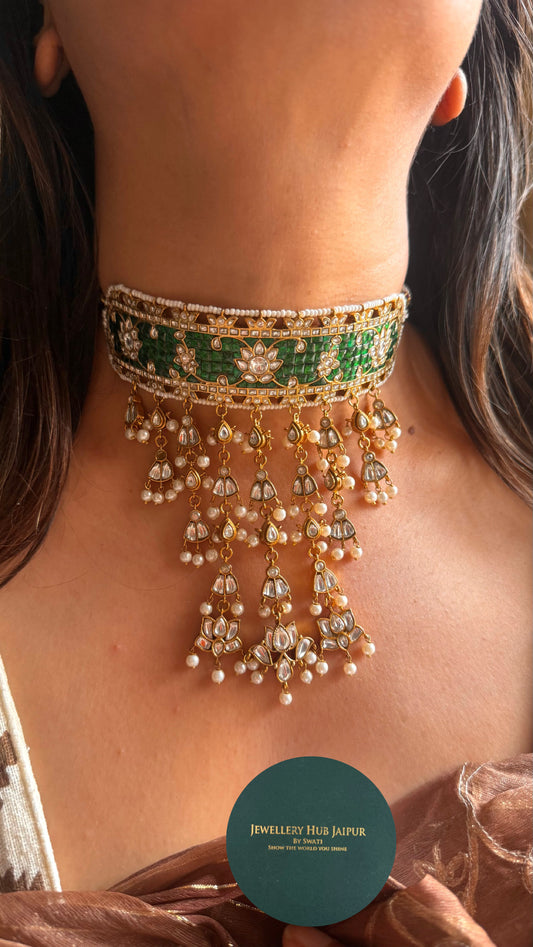 Lotus inspired emerald paachi Kundan choker Necklace set