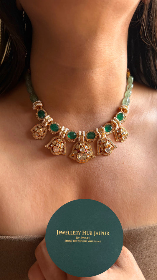 Emerald peeli polki moissanite necklace