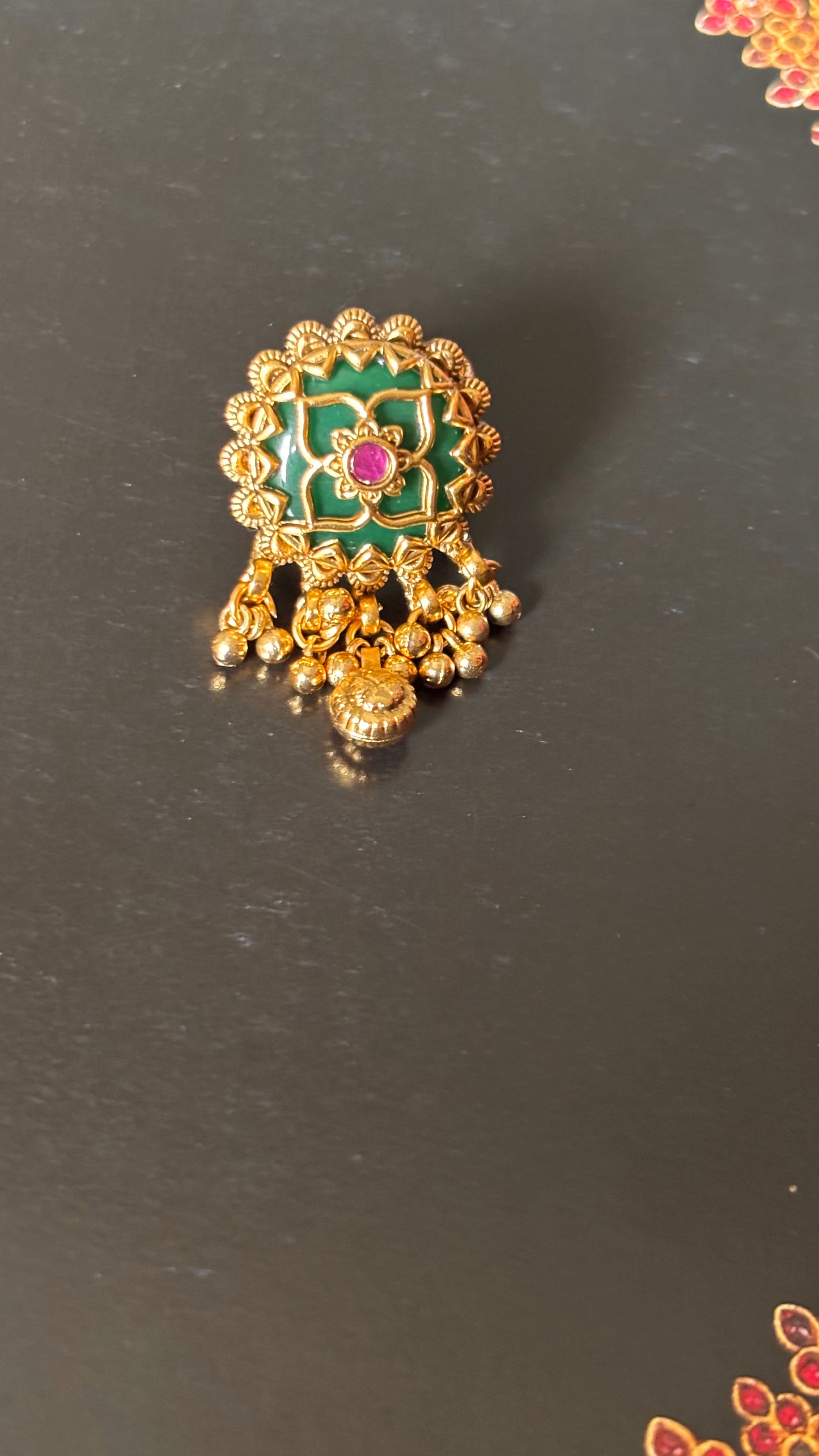Emerald inlay with nakashi rajwadi ring